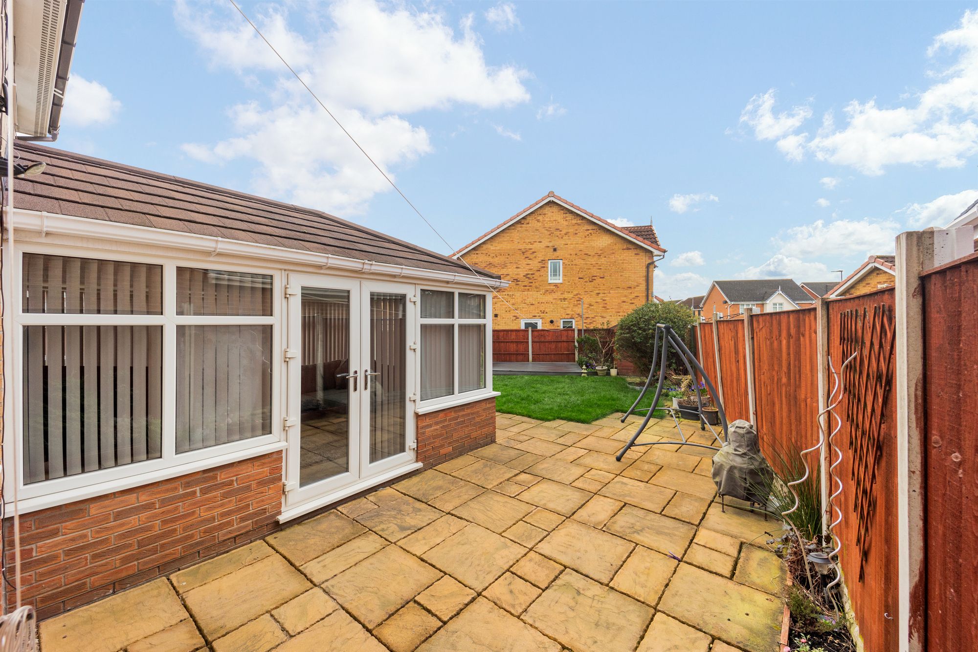 Hampton Court Way, Widnes