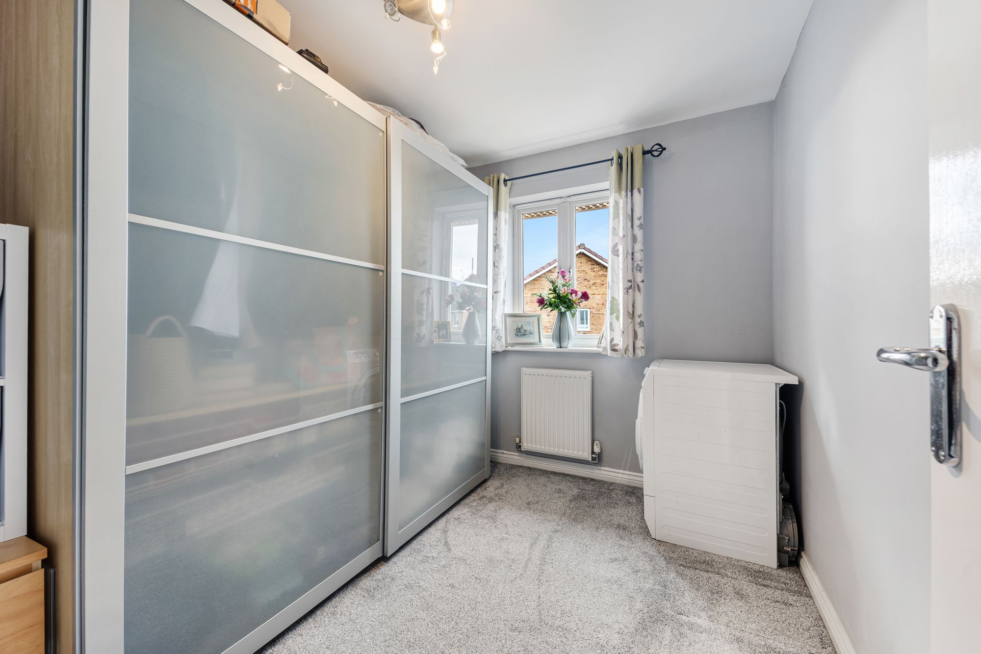 Hampton Court Way, Widnes