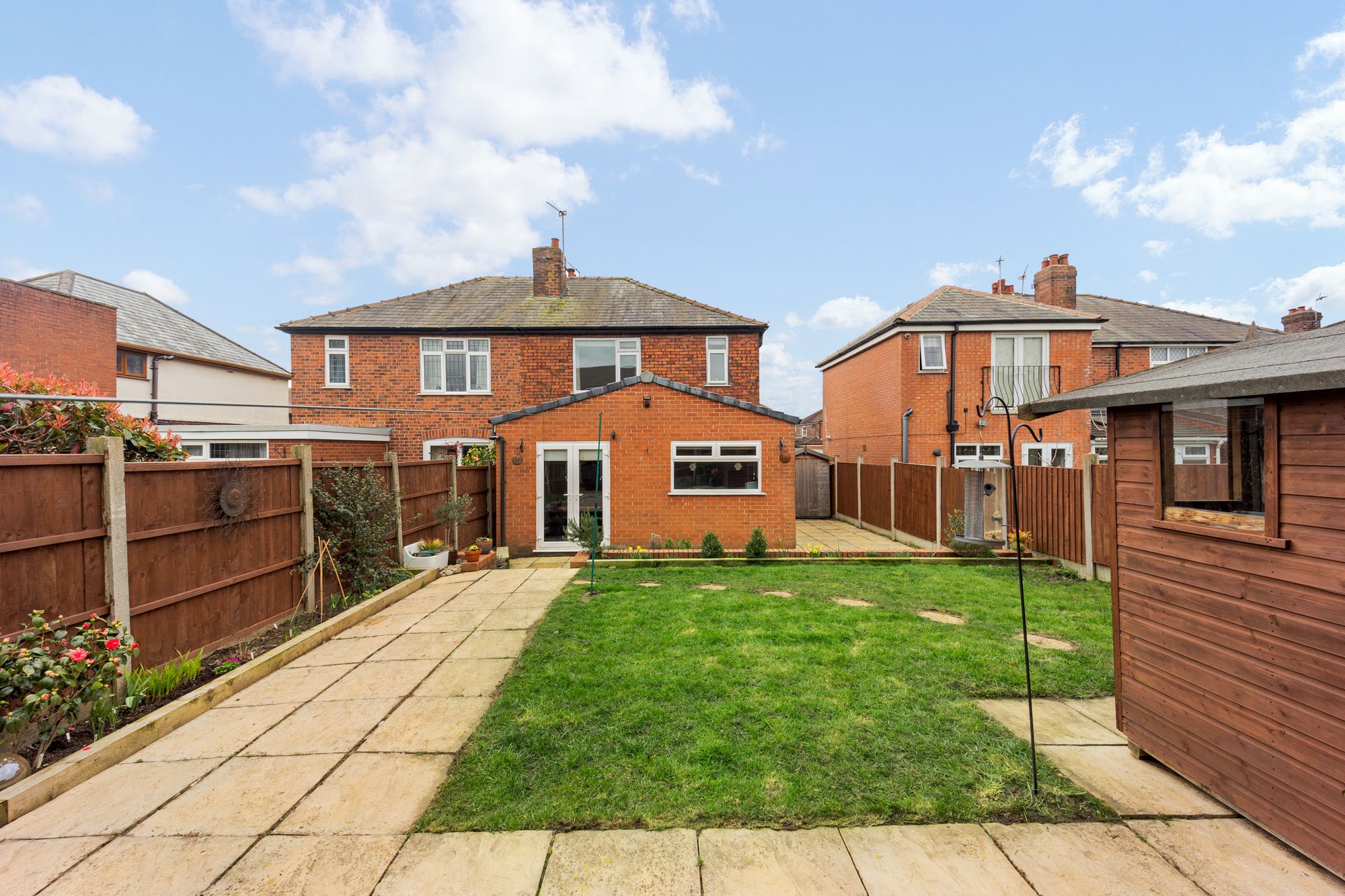 Cronton Lane, Widnes