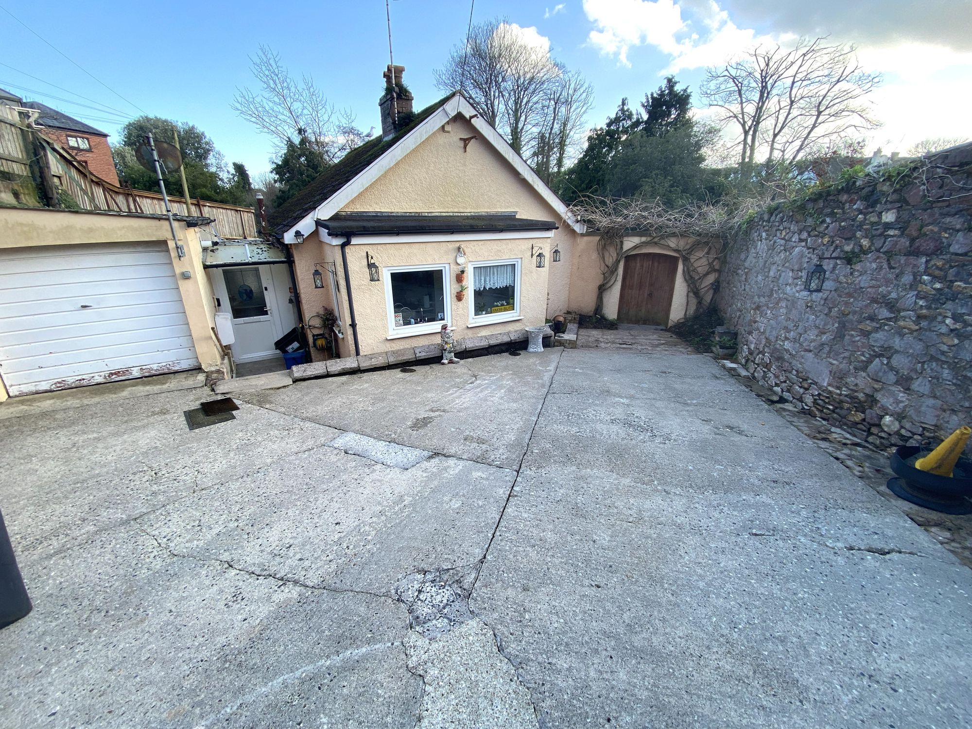 Old Town Street, Dawlish, EX7