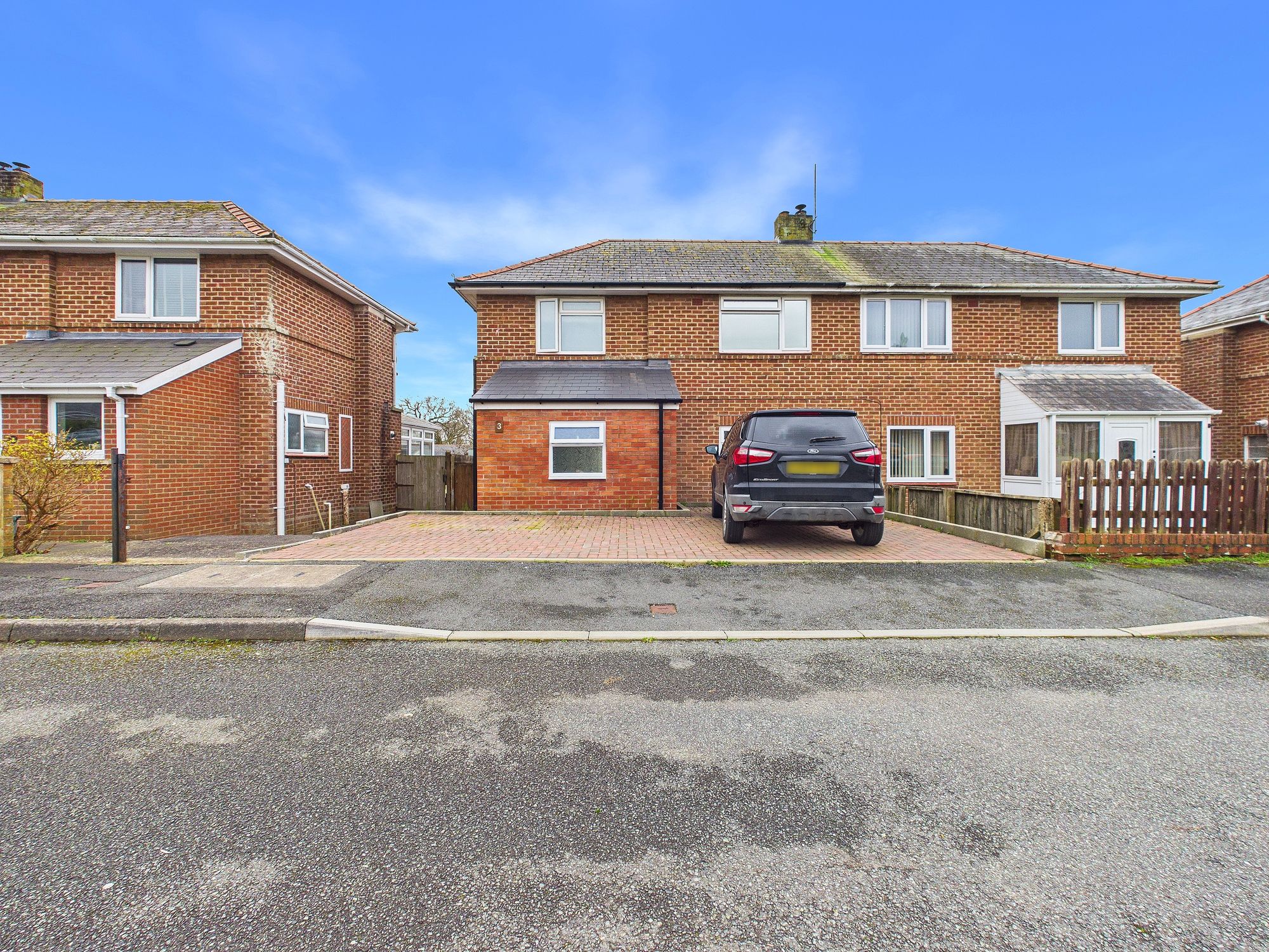 Blackbridge Crescent, Blackbridge, SA73