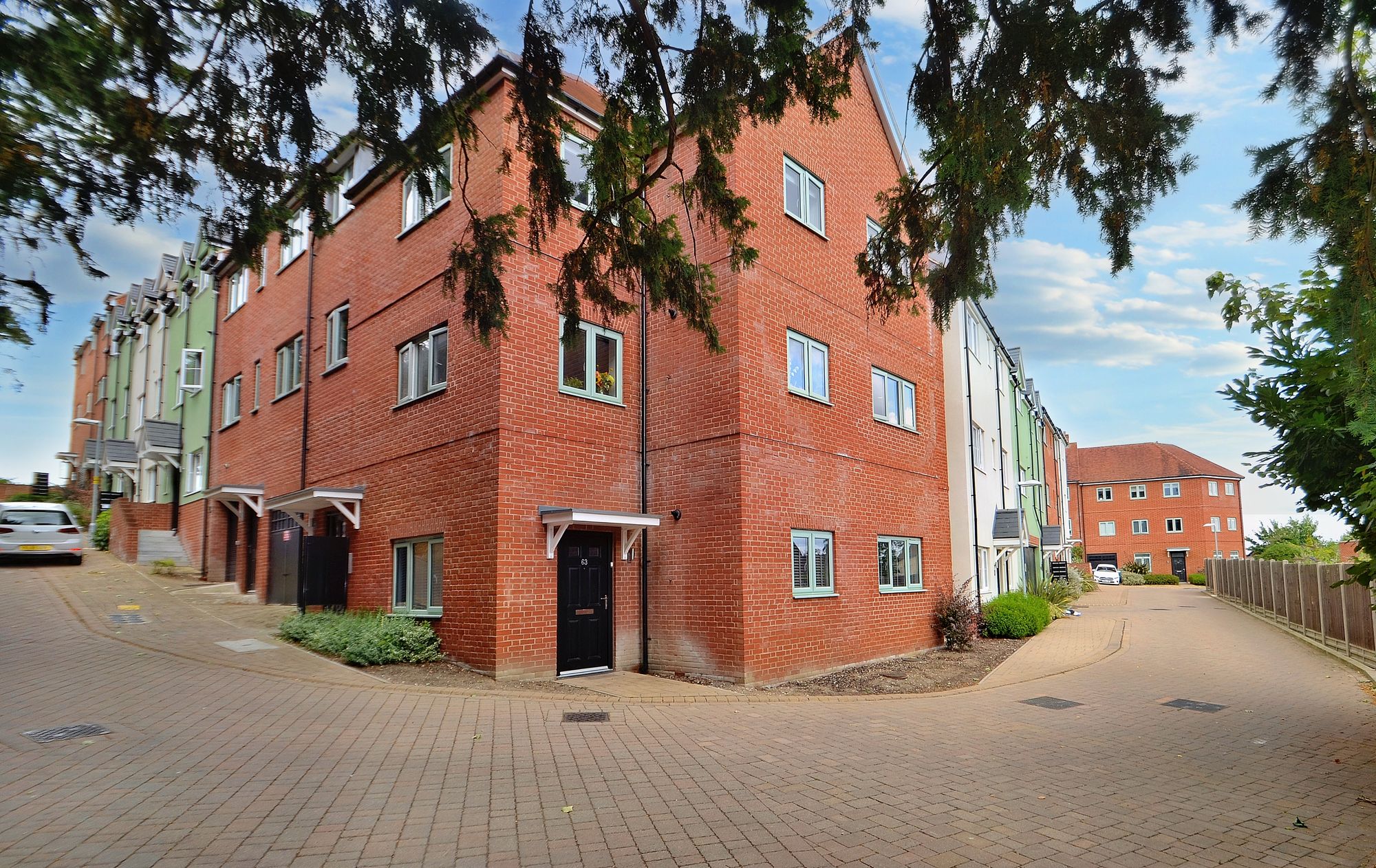 Summerhouse Hill, Buckingham, MK18
