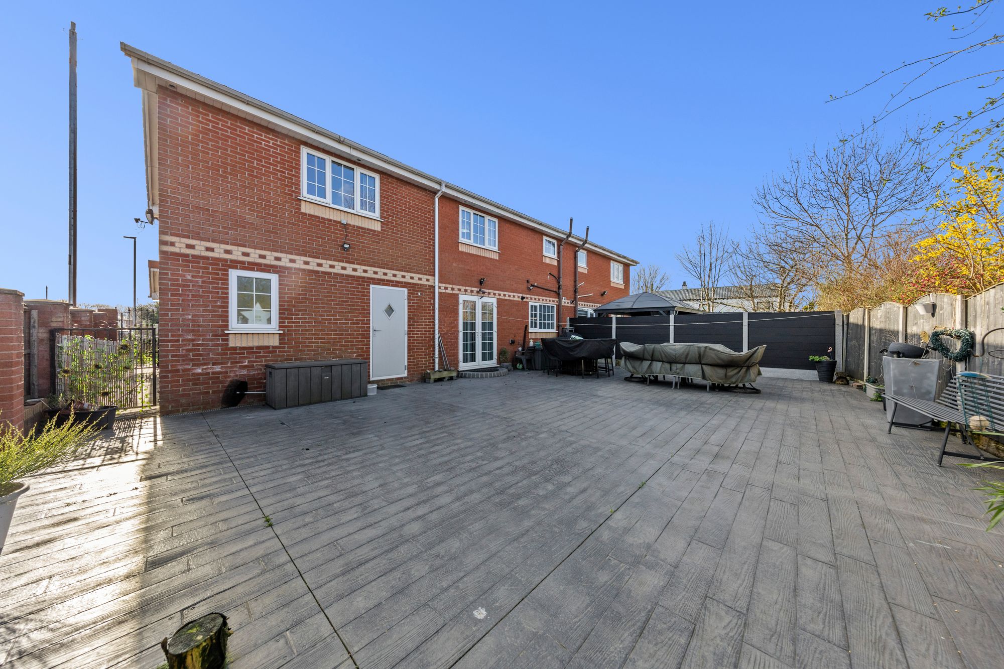 Harvey Court, Warrington