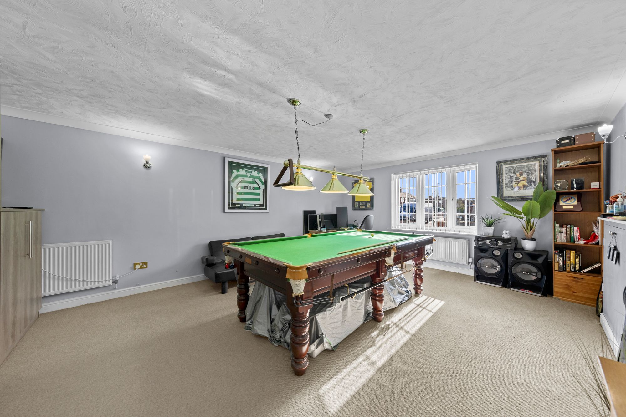 Harvey Court, Warrington