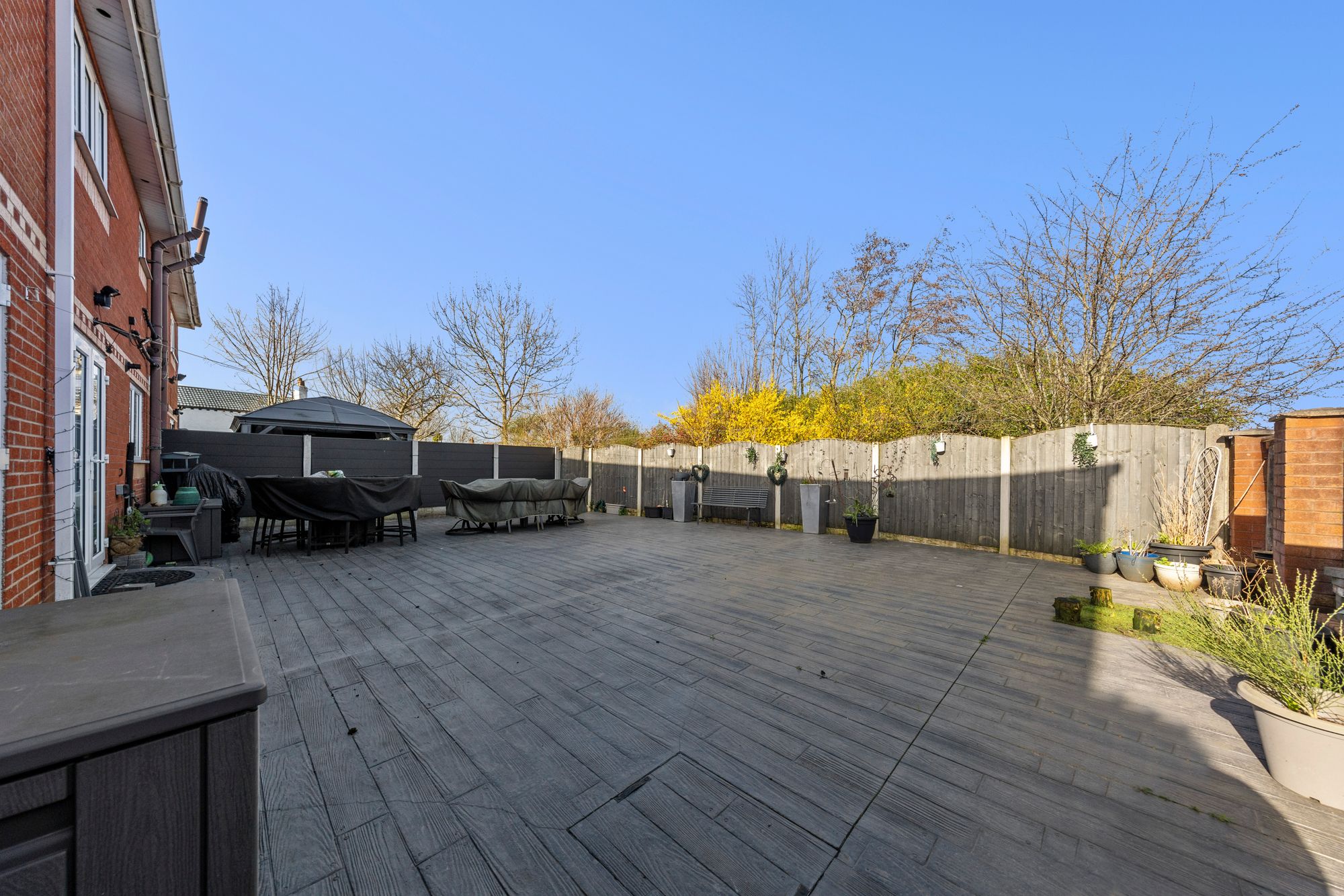 Harvey Court, Warrington