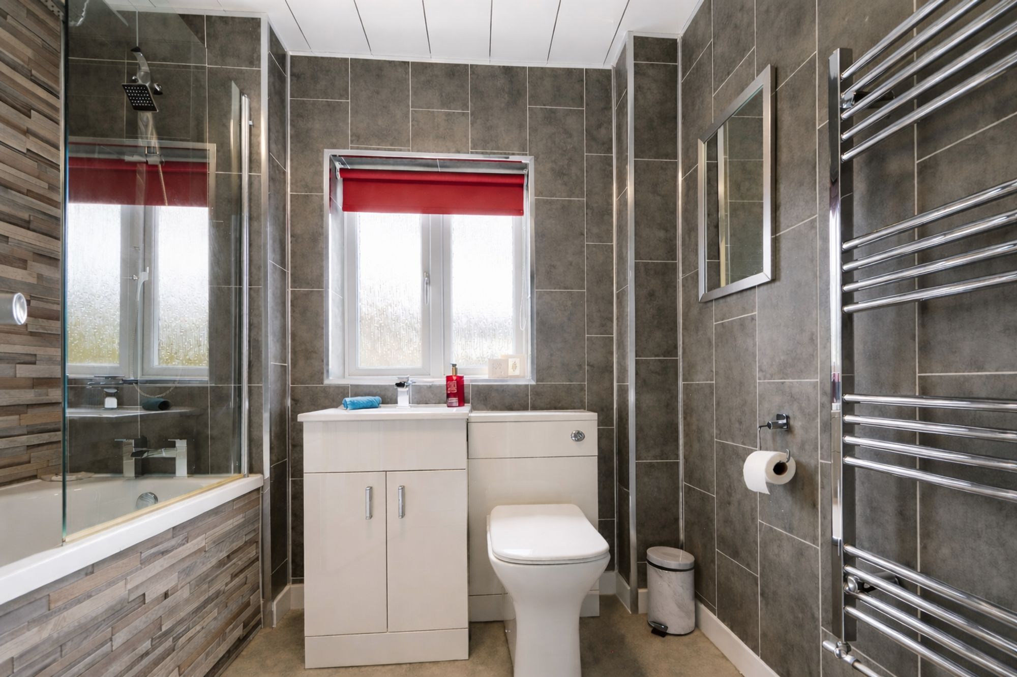 b3c0af25-625d-495b-b5eb-23859ecbe947