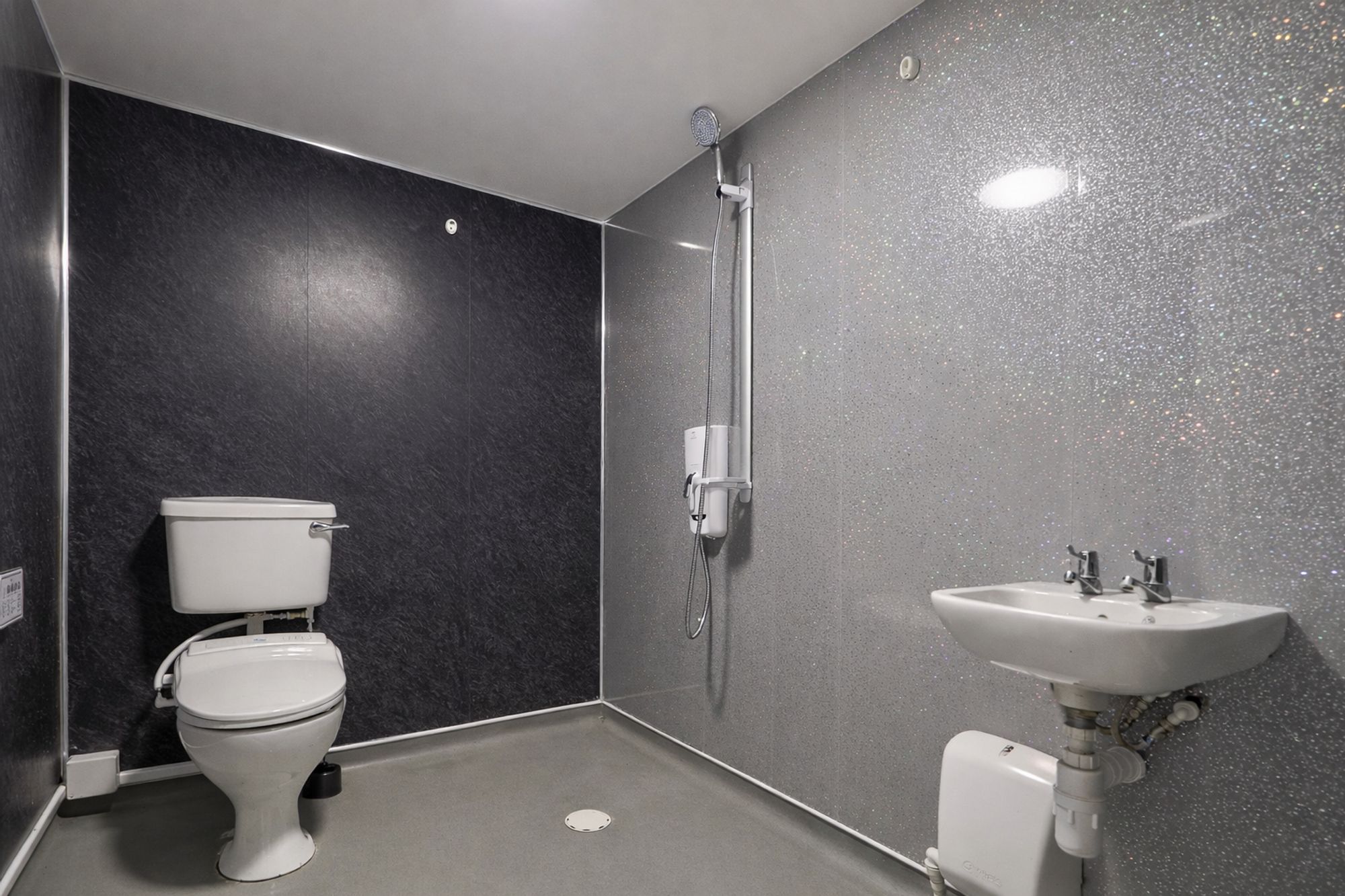 687e3e80-2cf4-46c8-a138-def726cb5c35