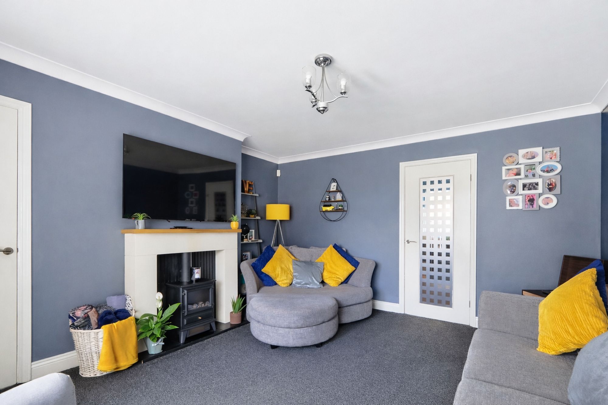 f0243942-0fa1-4448-beb6-8cd5aad1b336