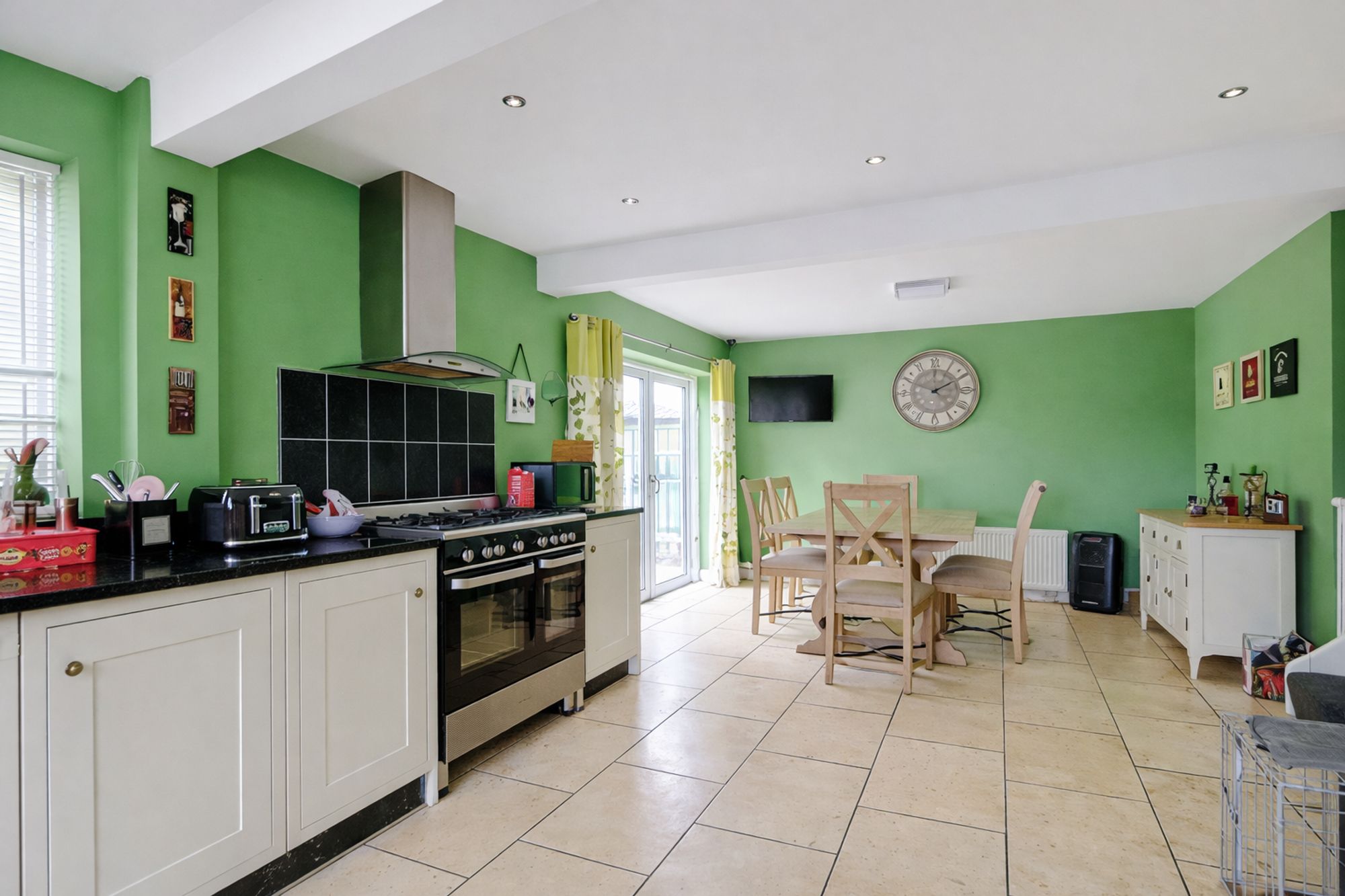 140e94a3-84ce-4b4b-8ffa-300980c09cab