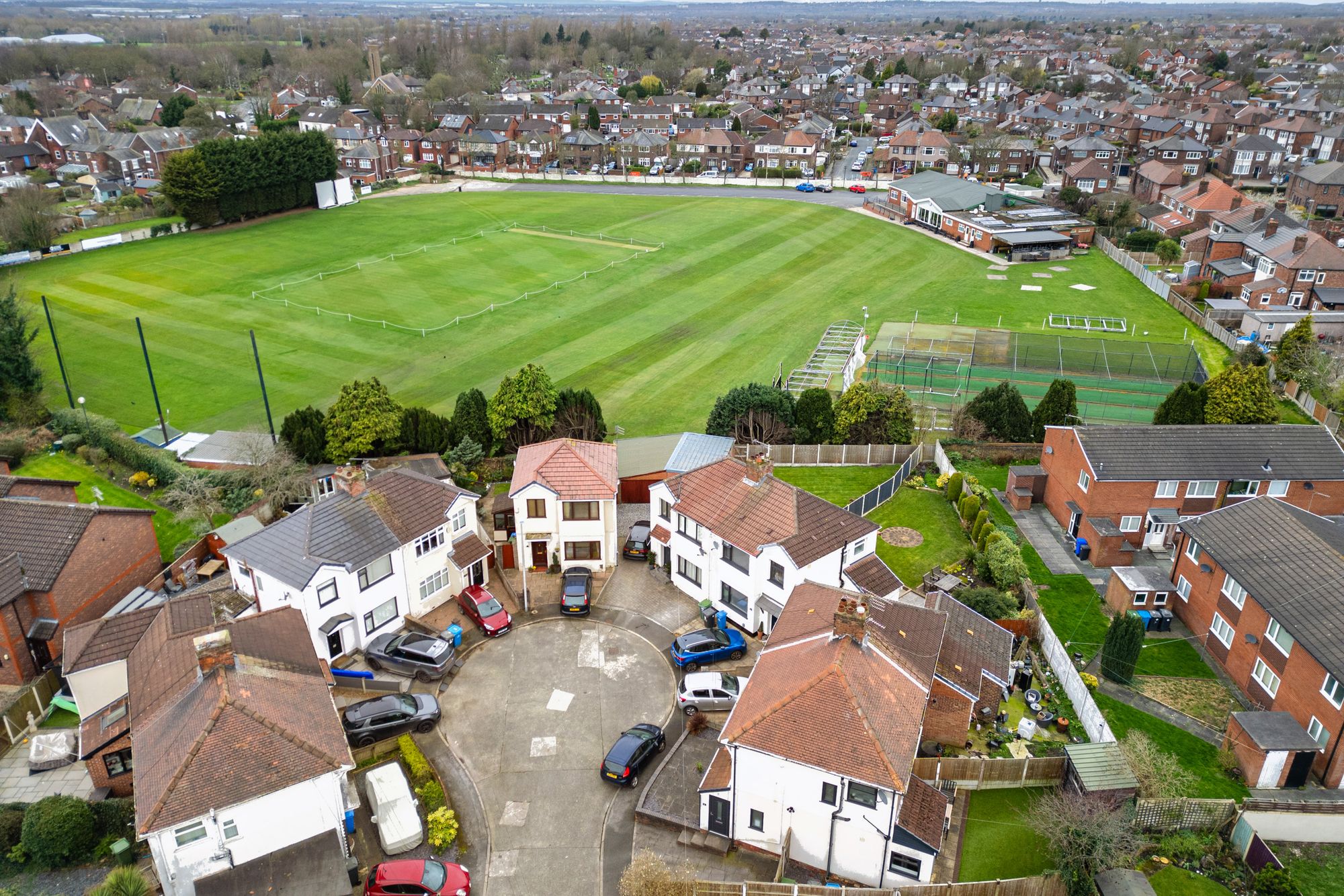 Farnworth Close, Widnes, WA8