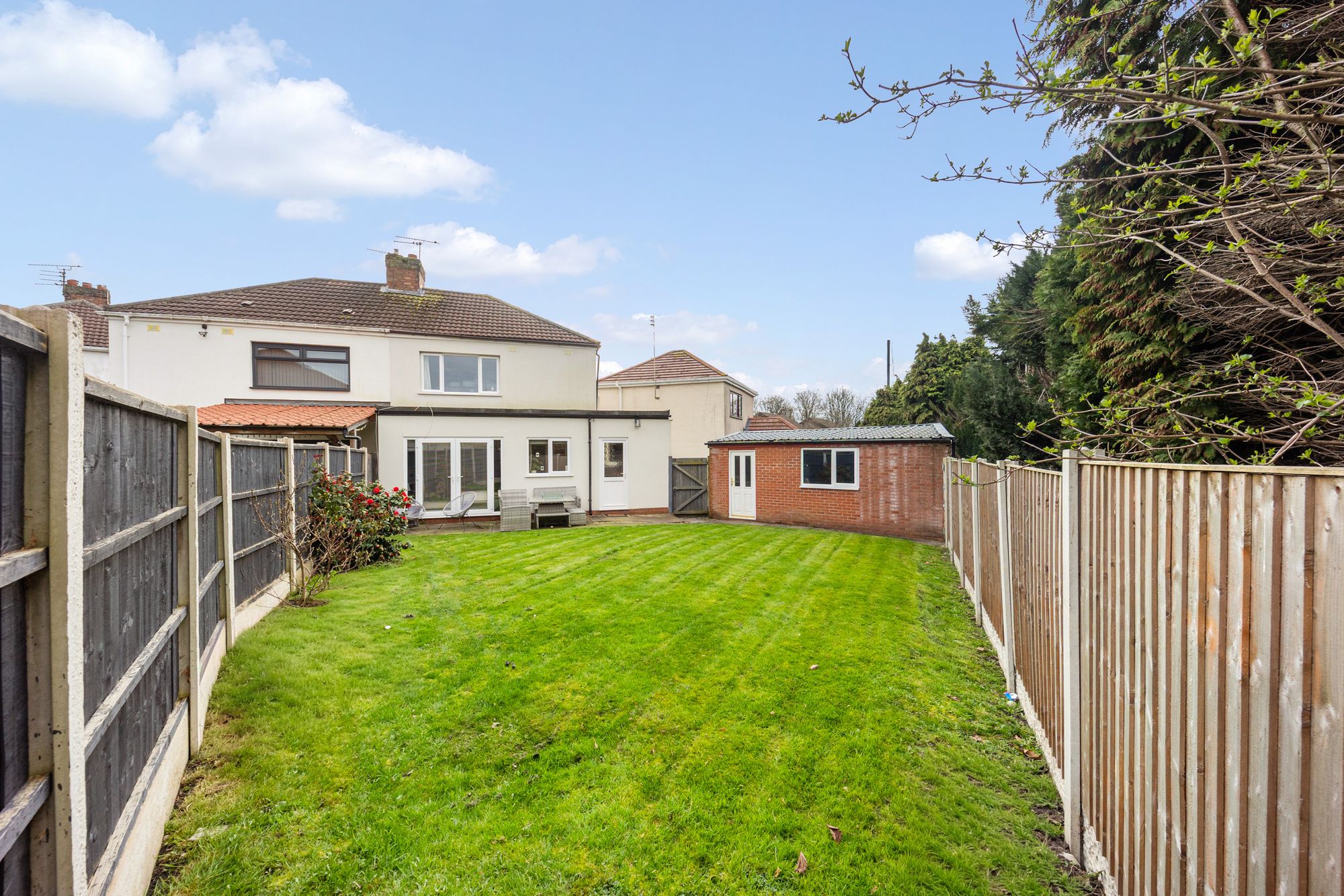 Farnworth Close, Widnes, WA8