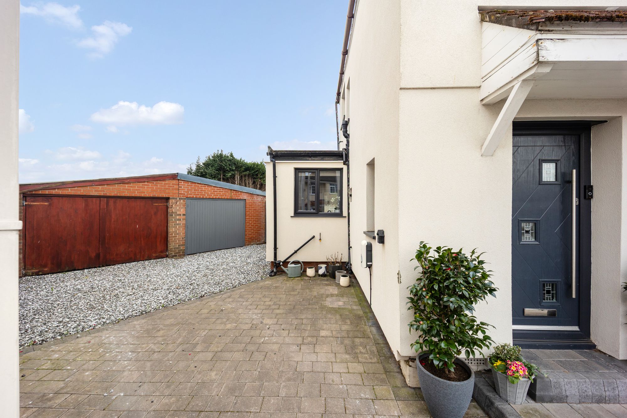 Farnworth Close, Widnes, WA8