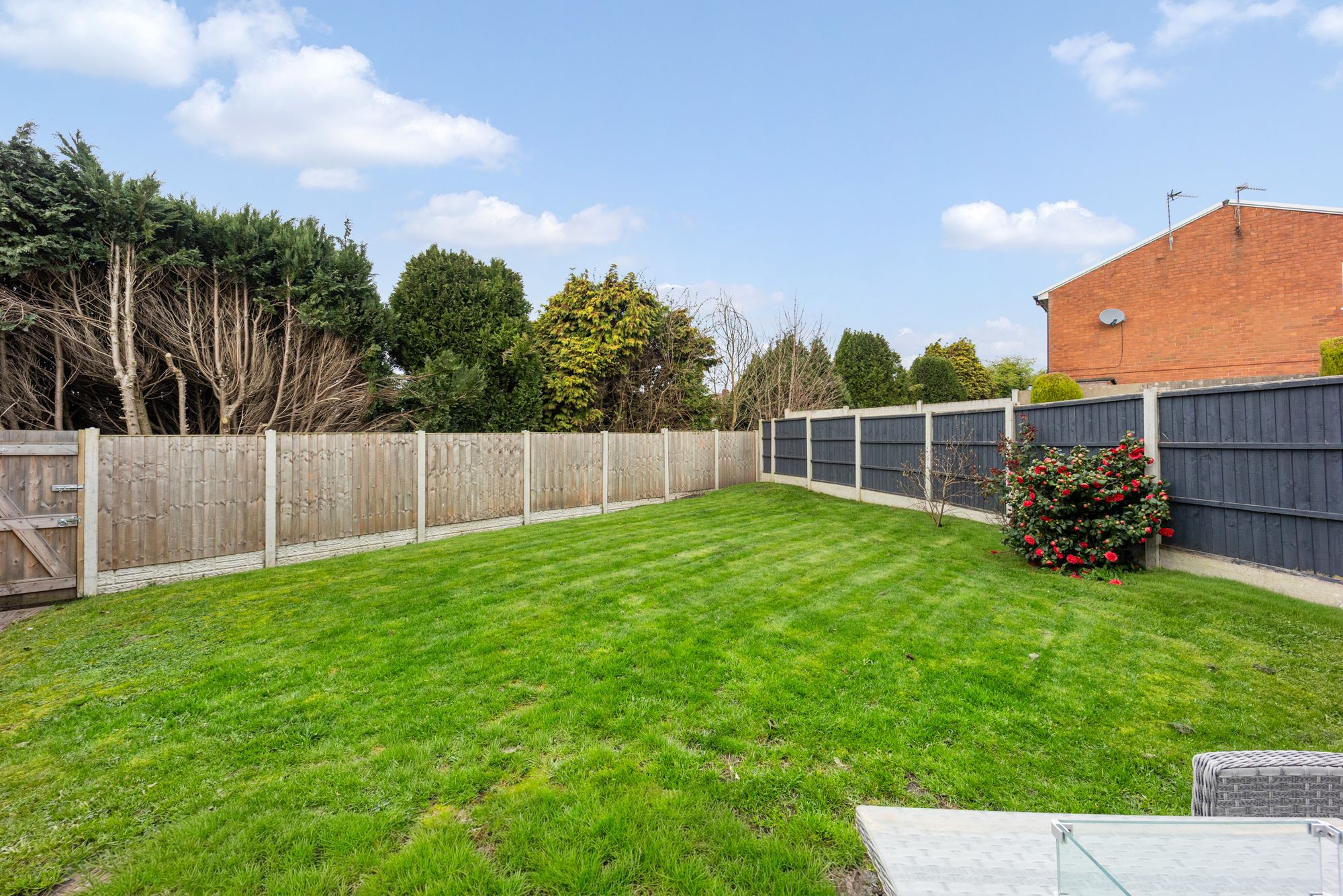 Farnworth Close, Widnes, WA8