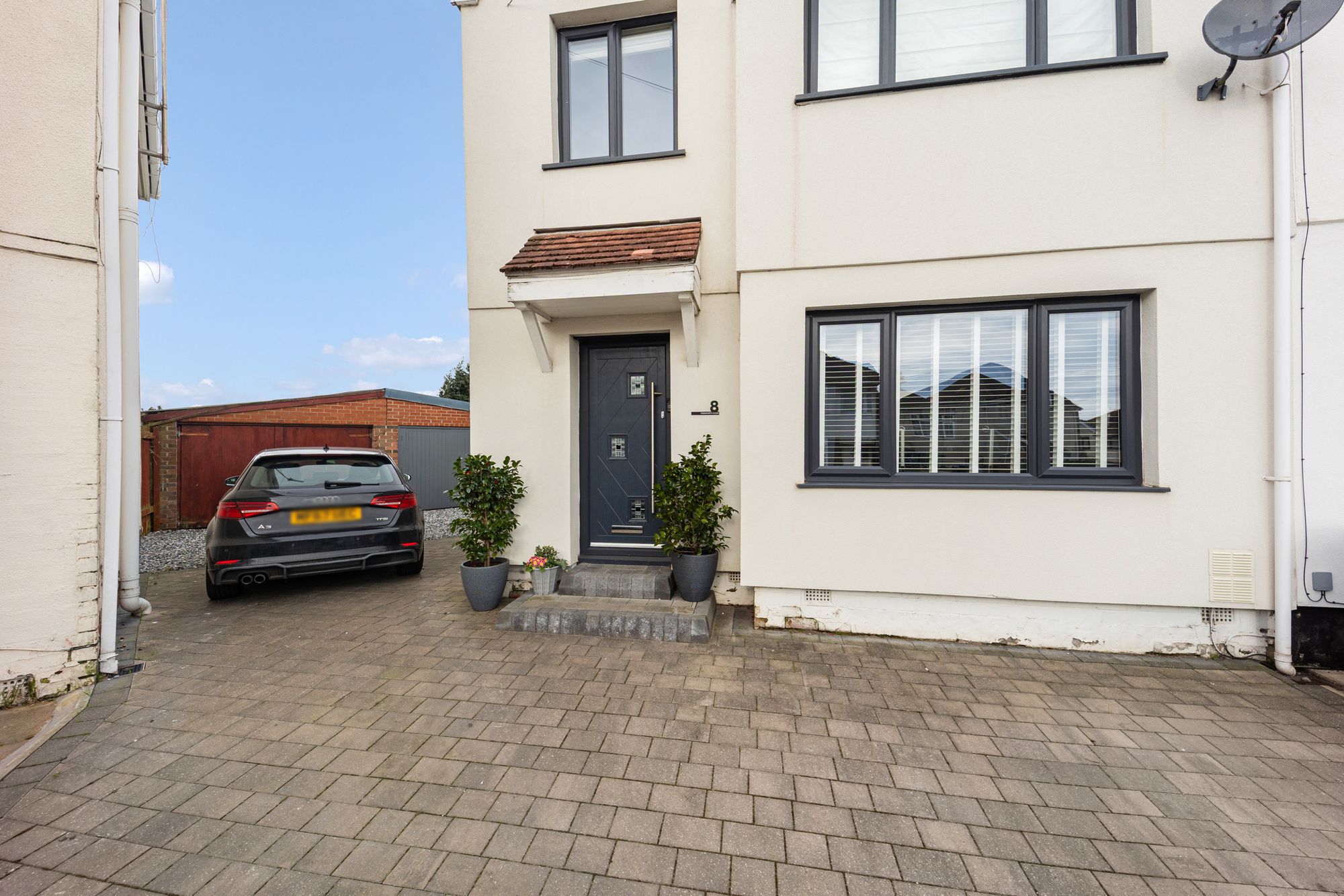 Farnworth Close, Widnes, WA8