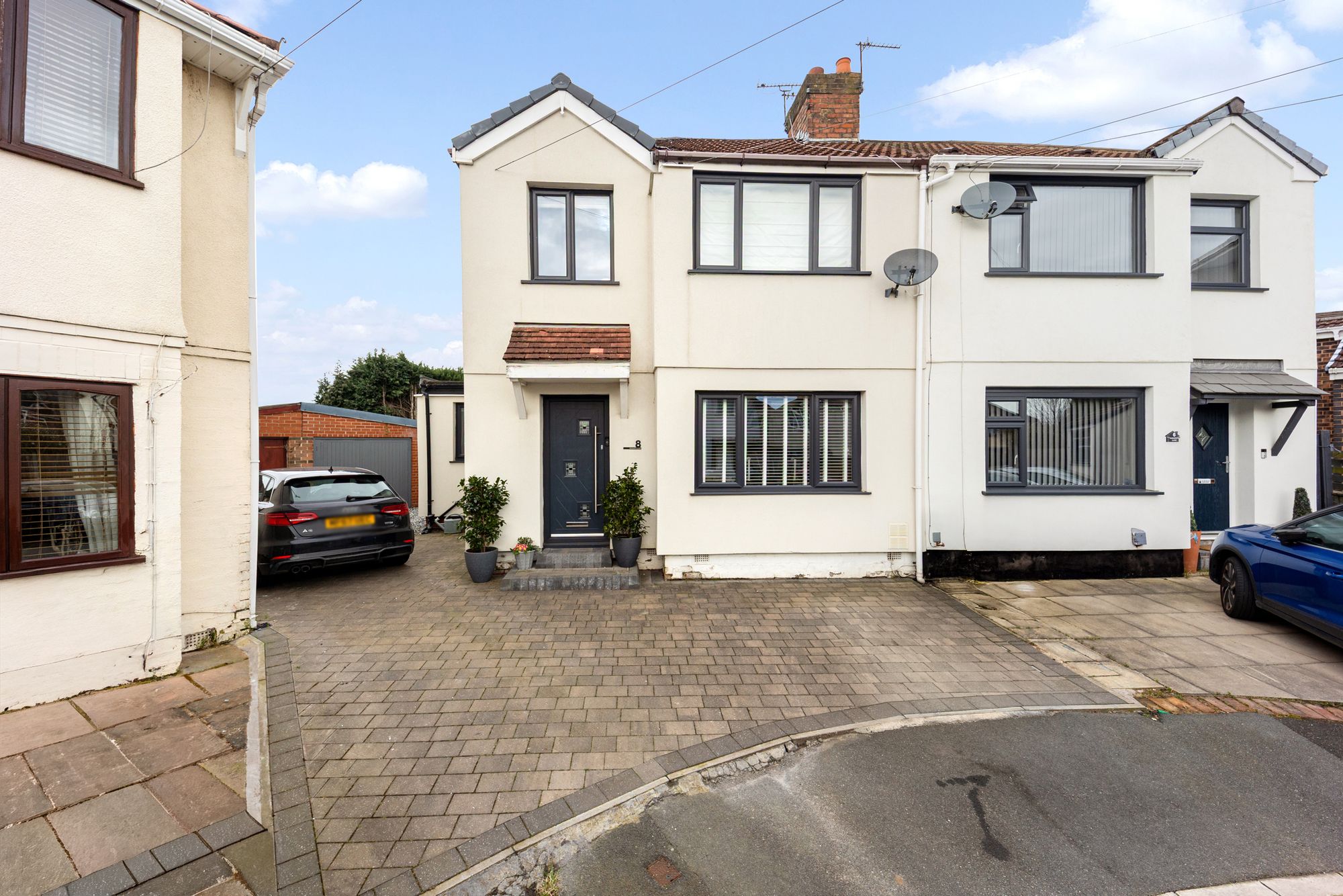 Farnworth Close, Widnes, WA8