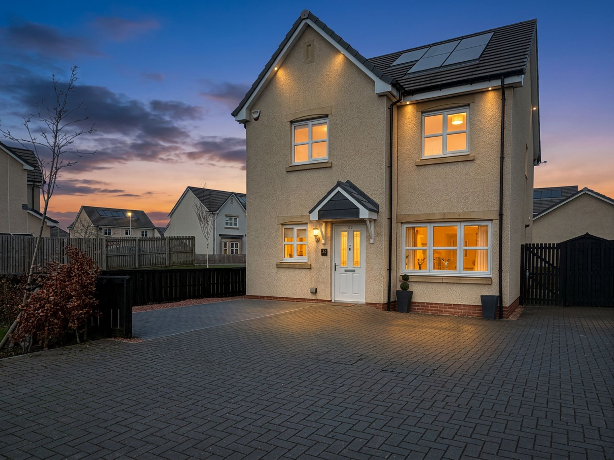 24 Fieldmouse Way, Cambuslang