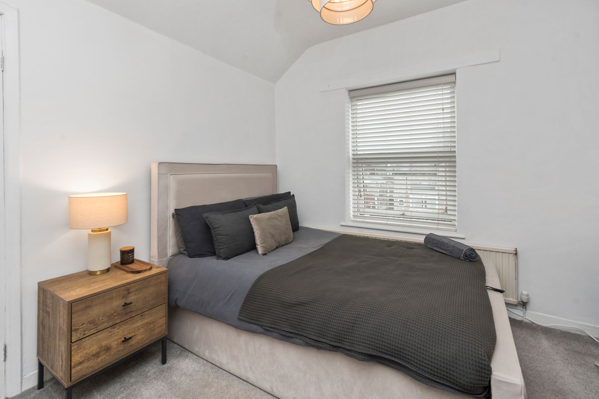 Forest Road, St. Helens