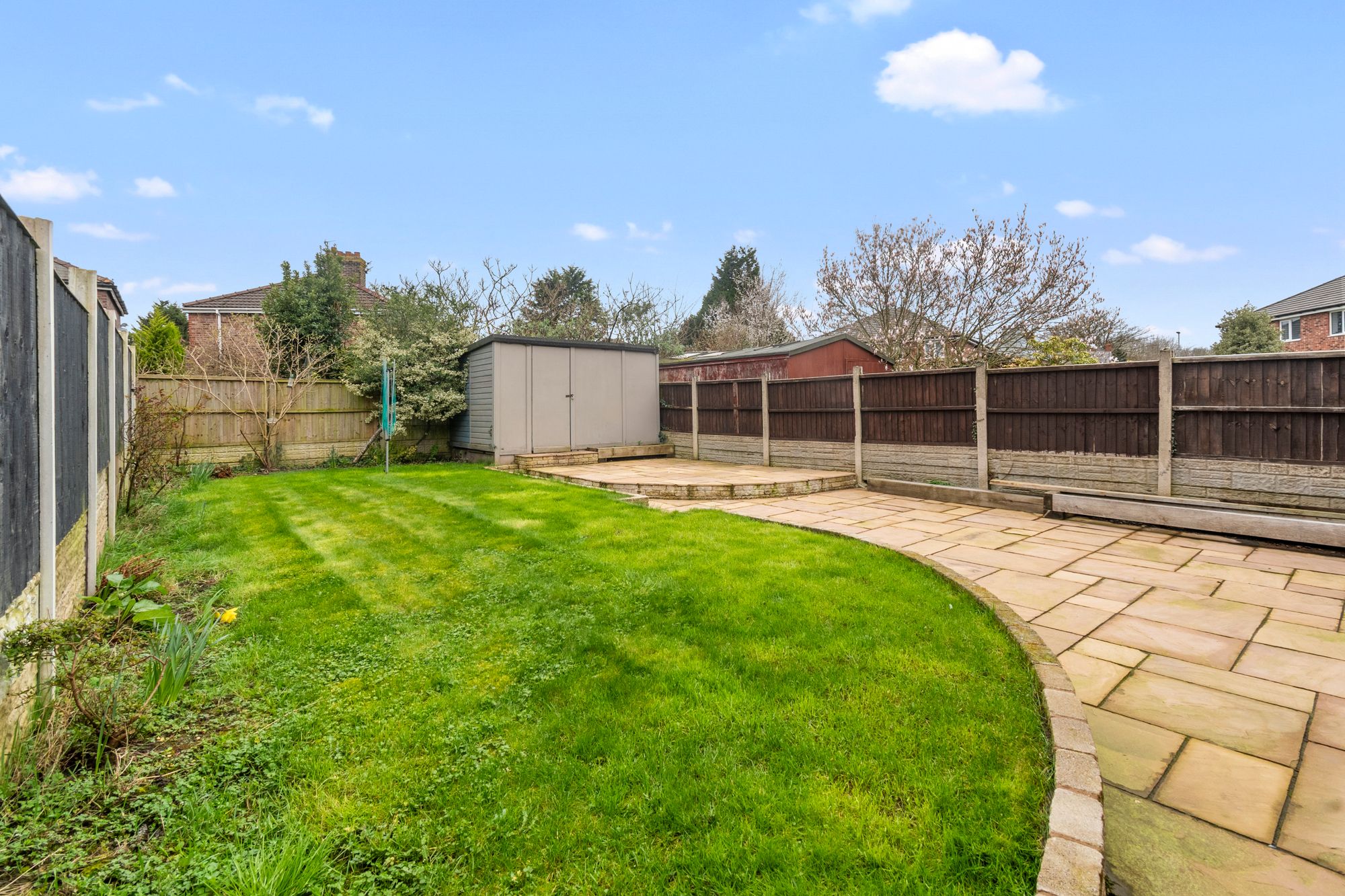 Forest Road, St. Helens