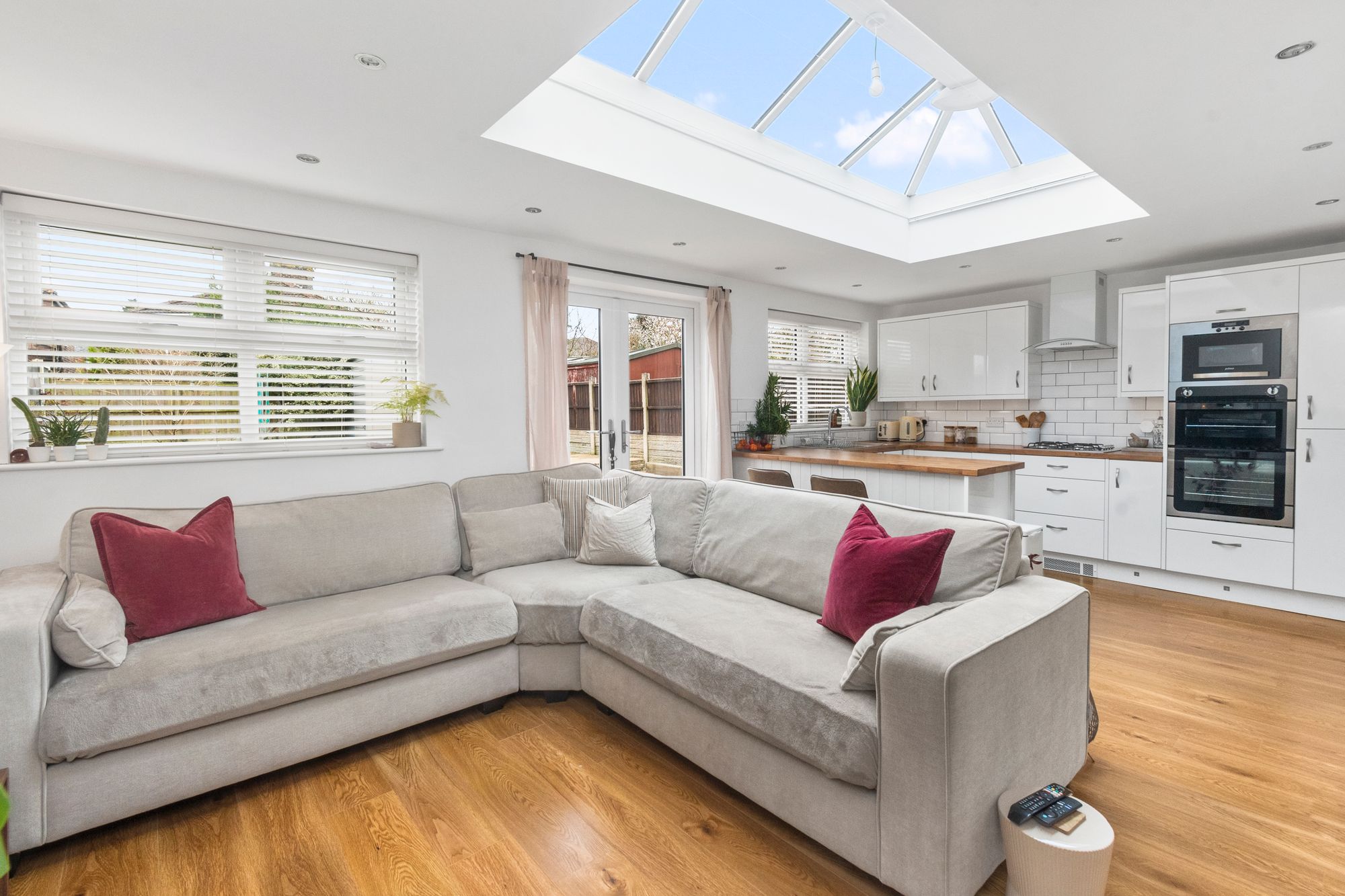 Forest Road, St. Helens