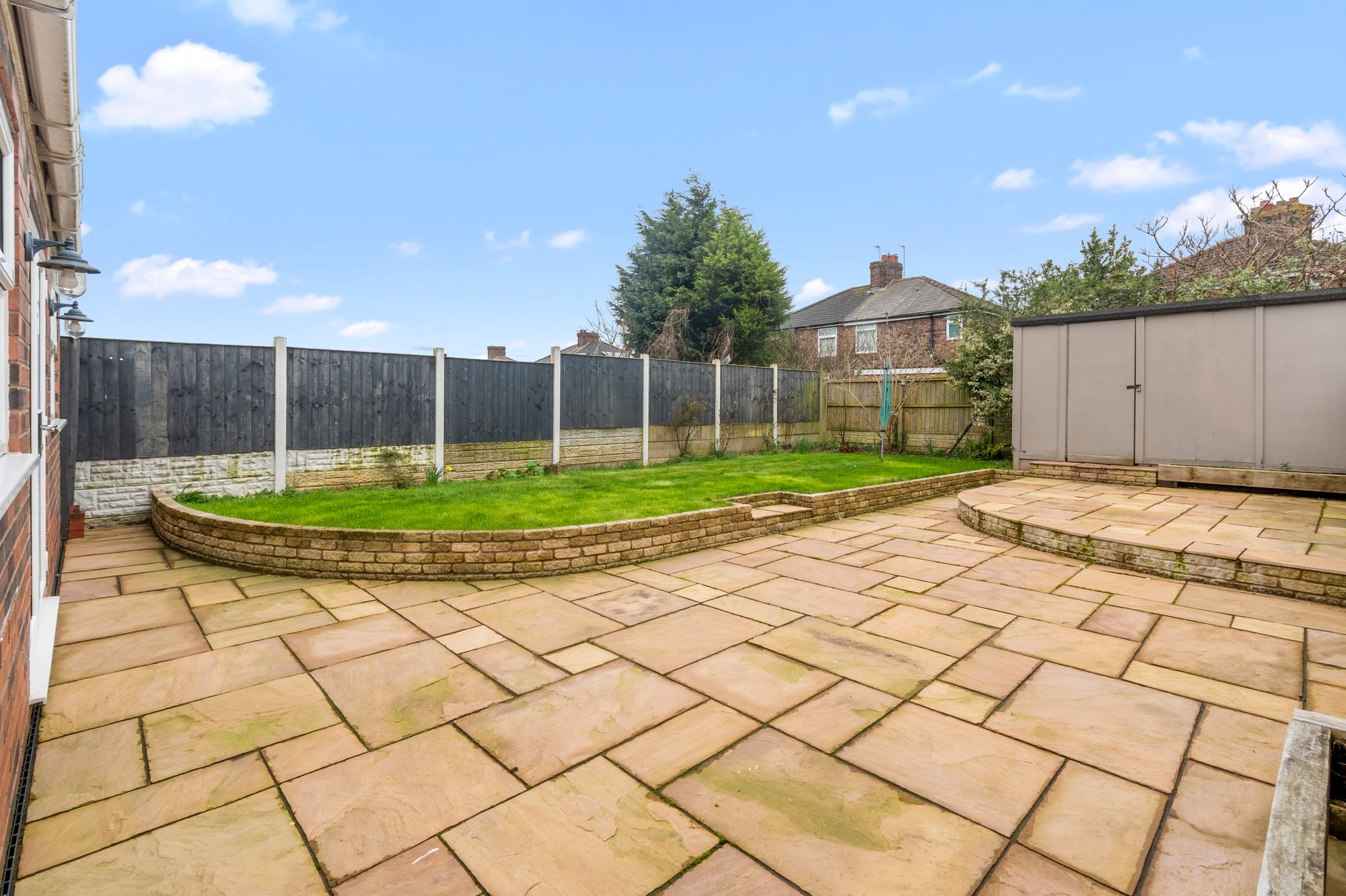 Forest Road, St. Helens