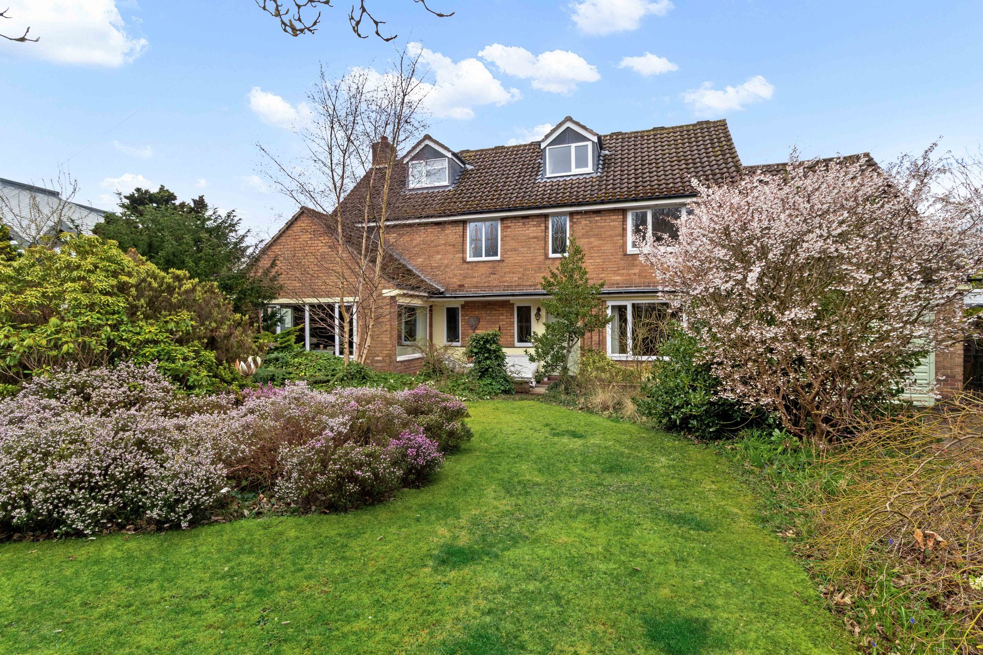 Lyons Lane, Appleton, WA4