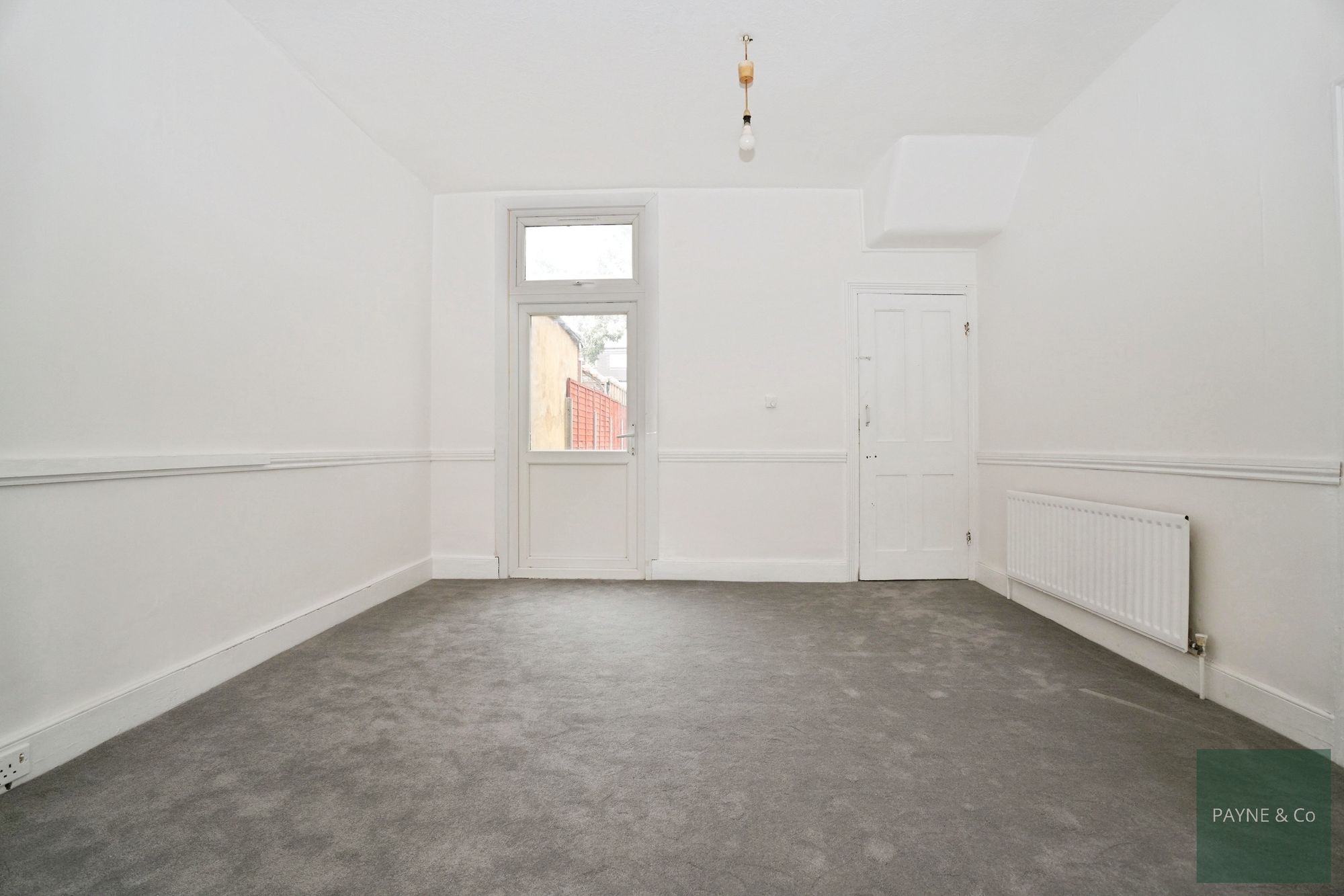 Kingston Road, Ilford, IG1
