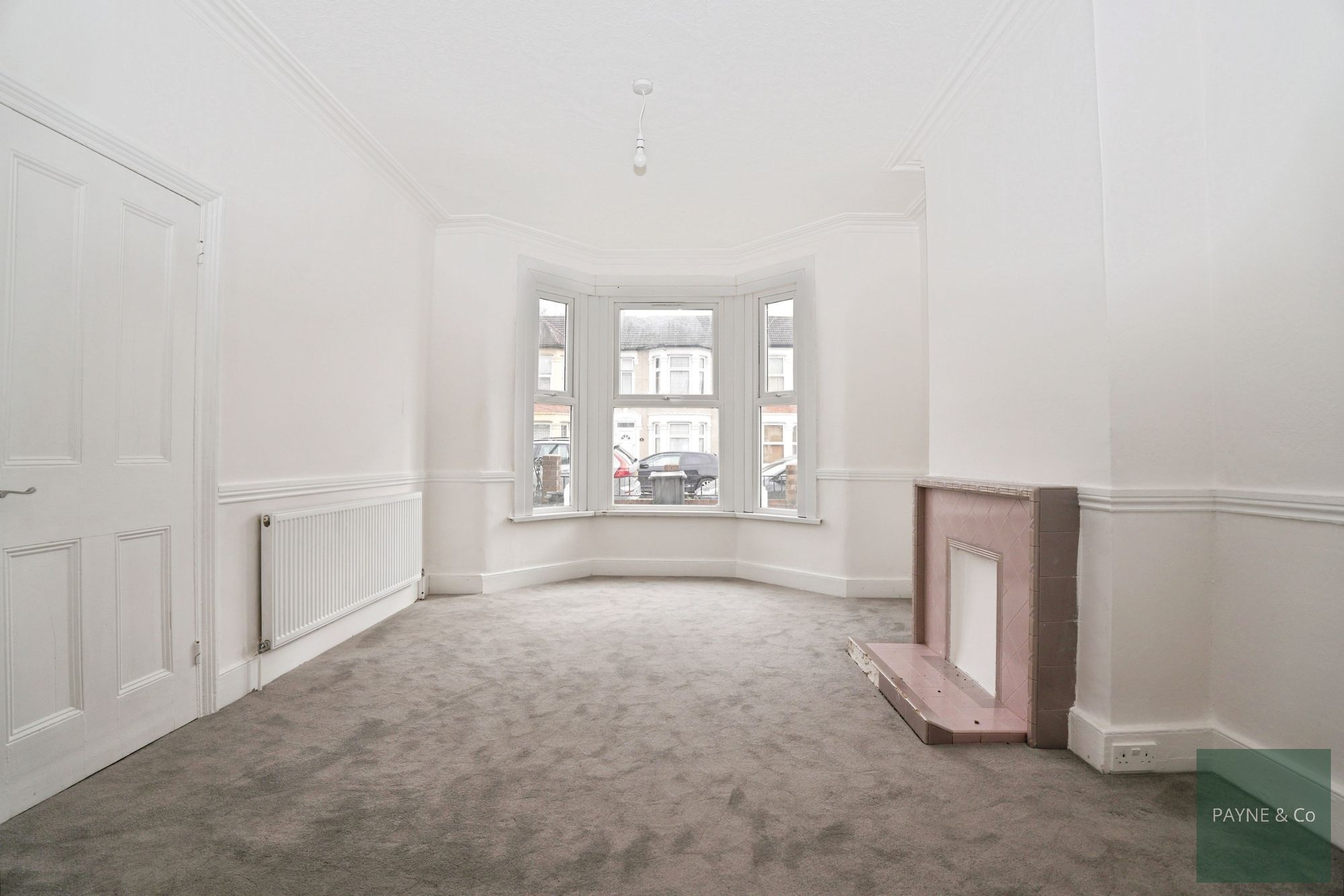 Kingston Road, Ilford, IG1