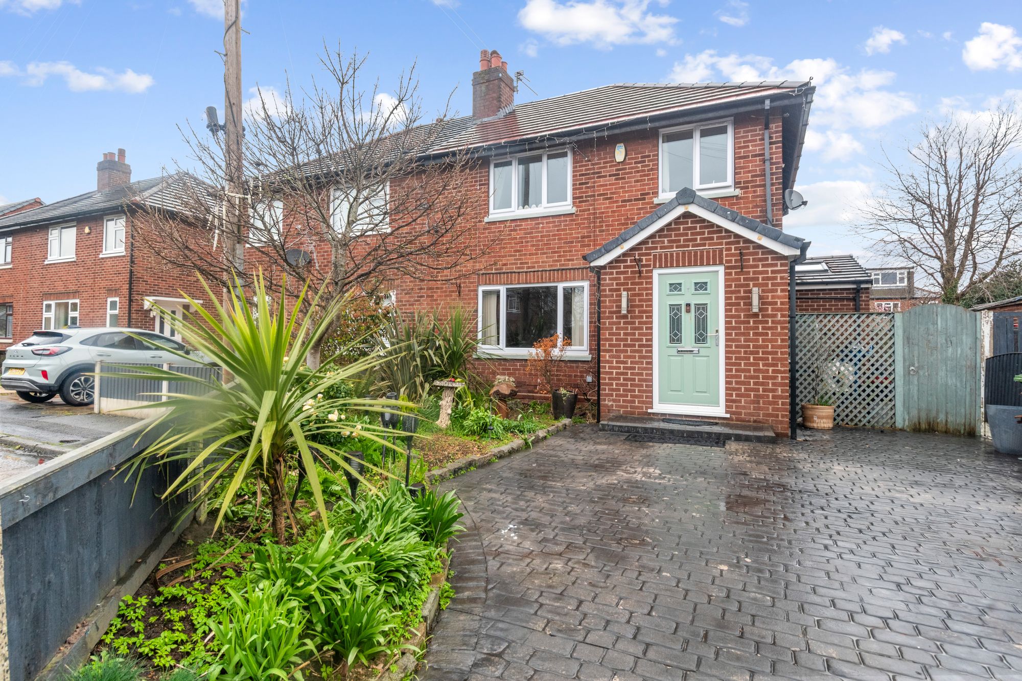 Princess Avenue, Padgate, WA1