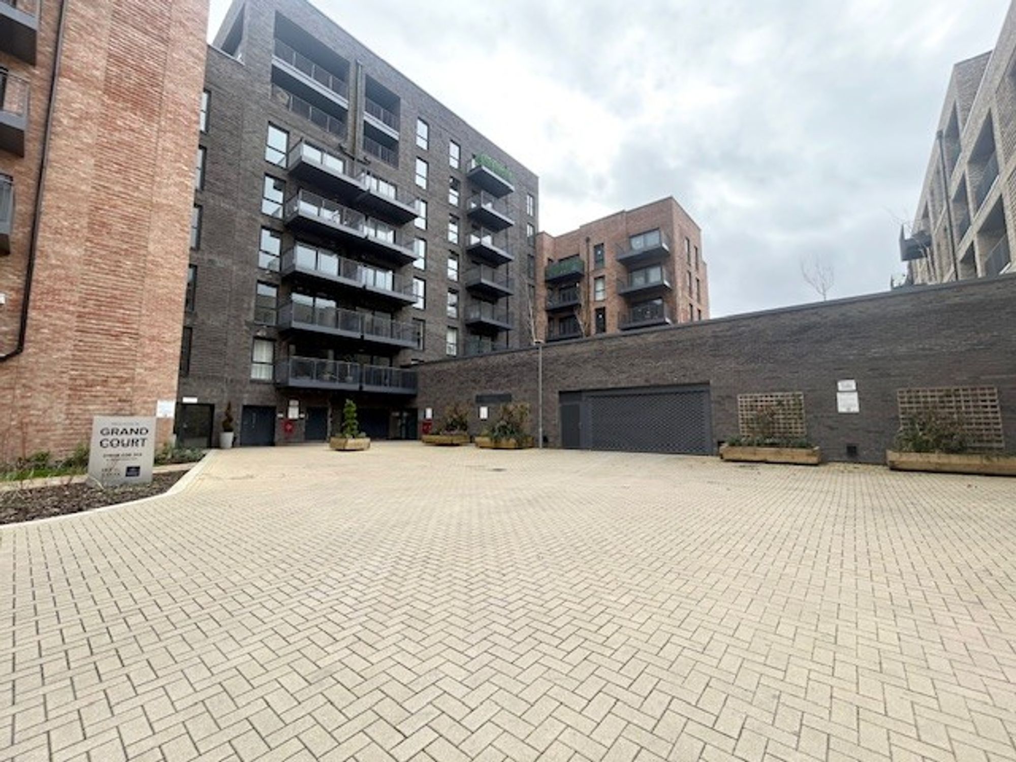 Canal Street, Campbell Park, MK9