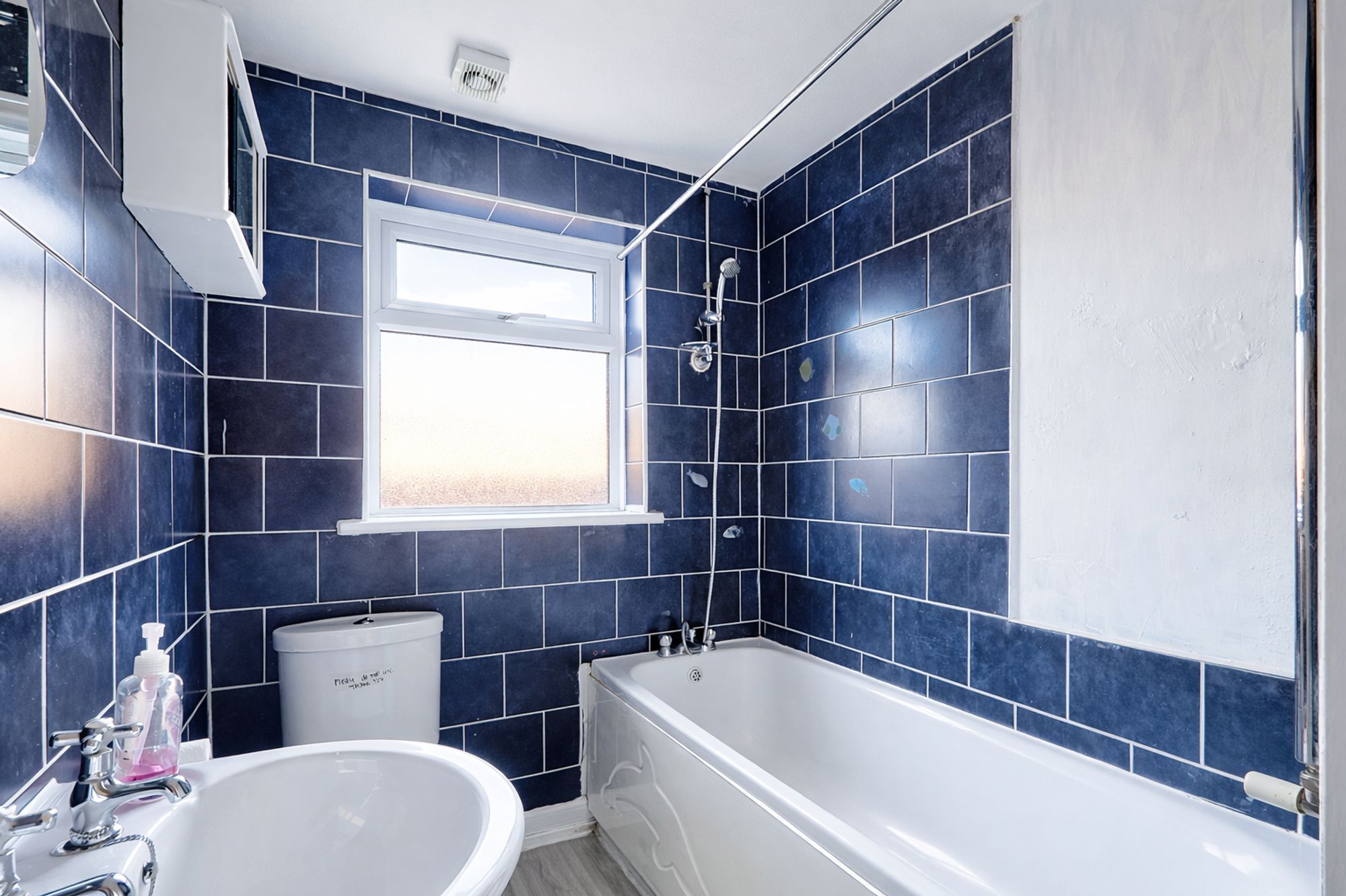 58cd4de7-4b2c-40a9-9573-4f56d62040bb