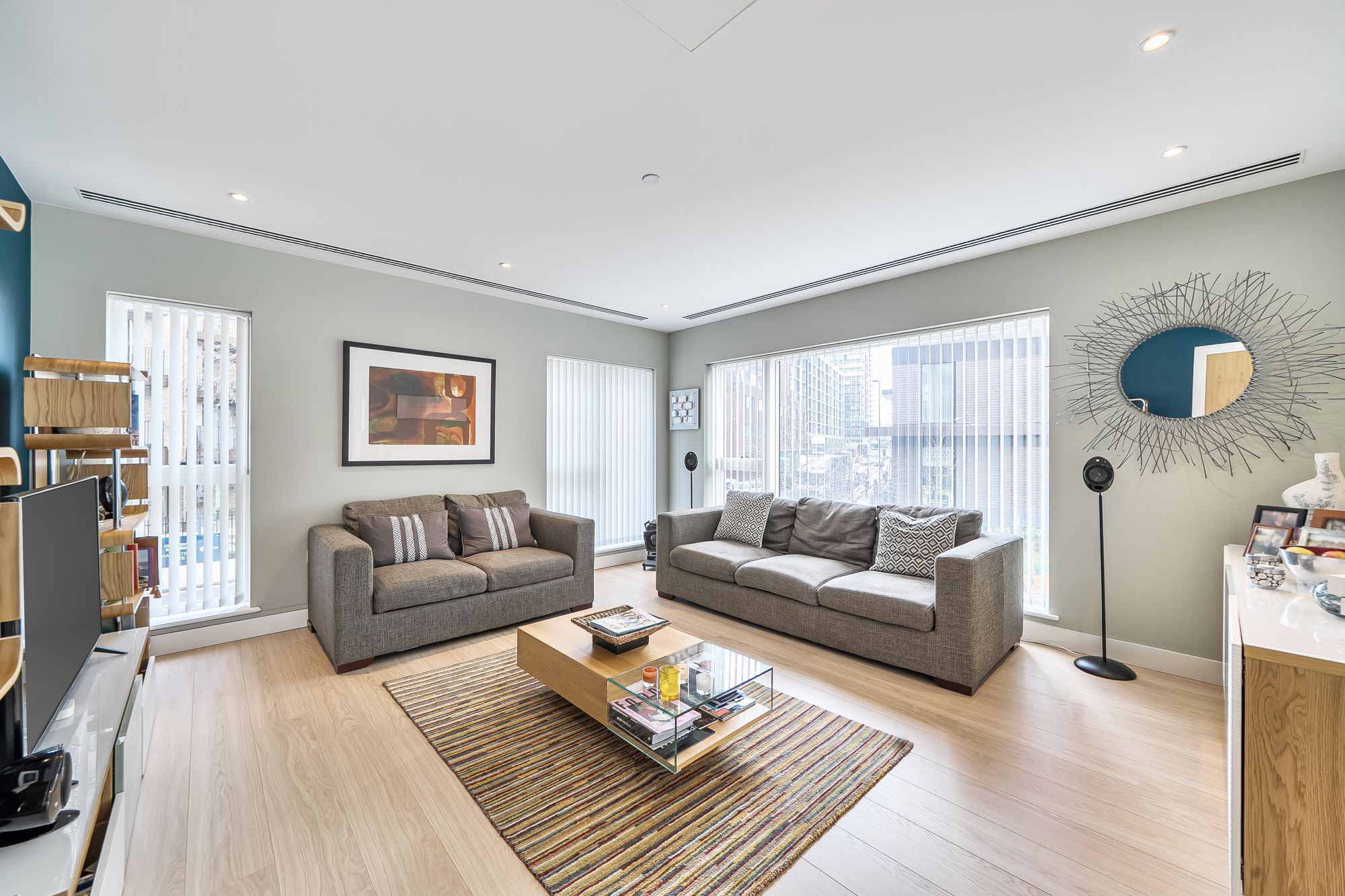 3 bedroom flat for sale