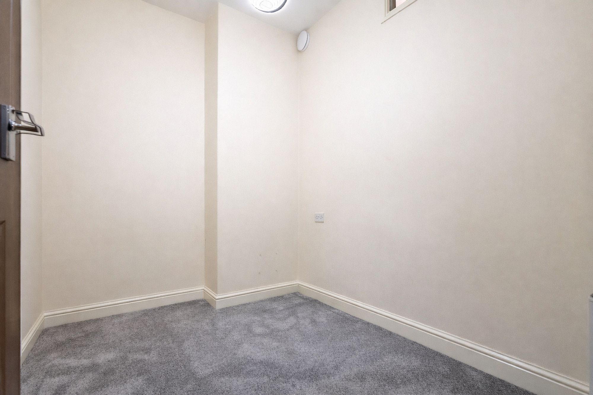 c5a9720b-00ed-4558-8584-589e91f42a69