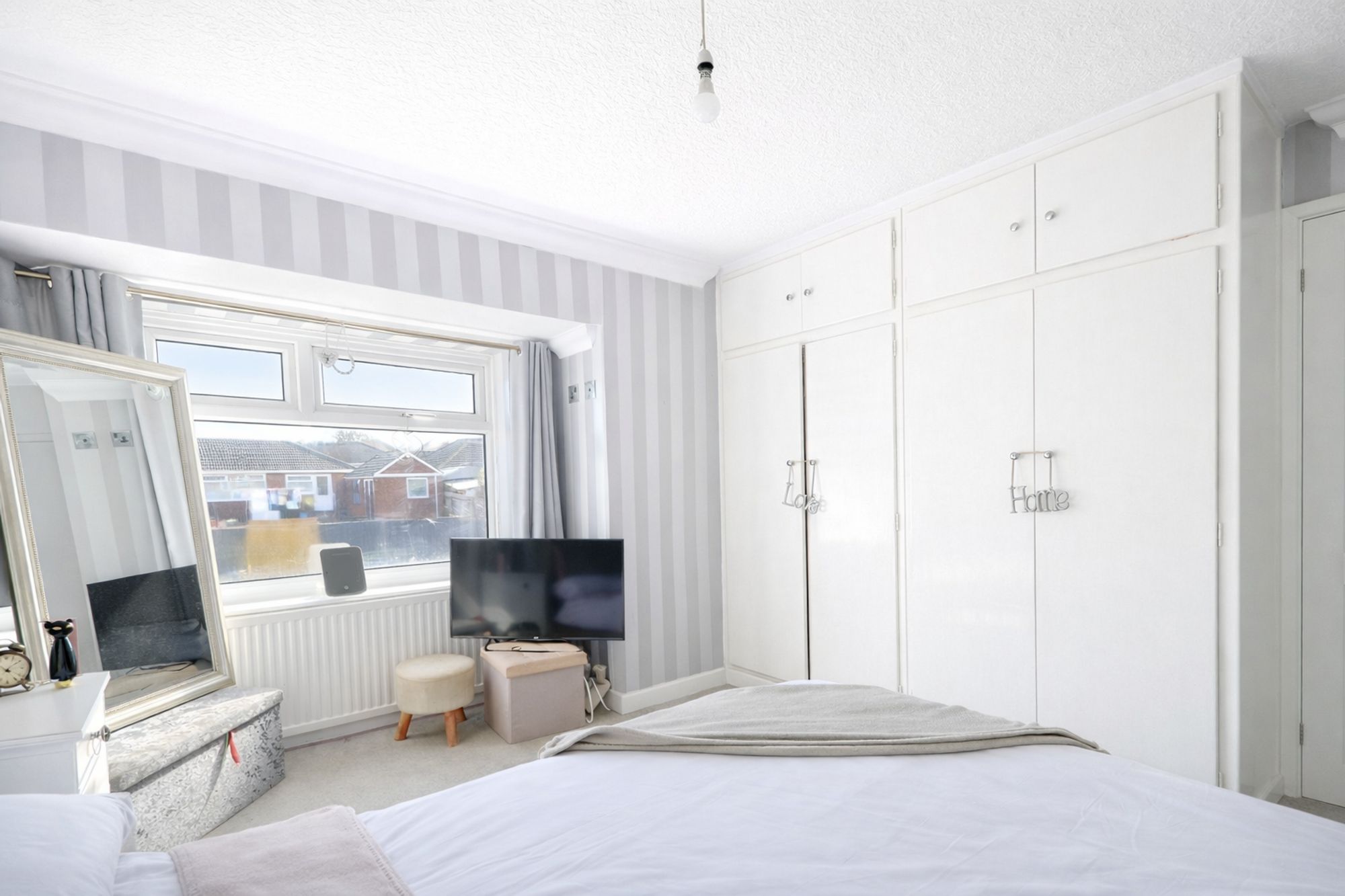 ab374cd3-5195-4e3f-9cdb-8df95eb9c211