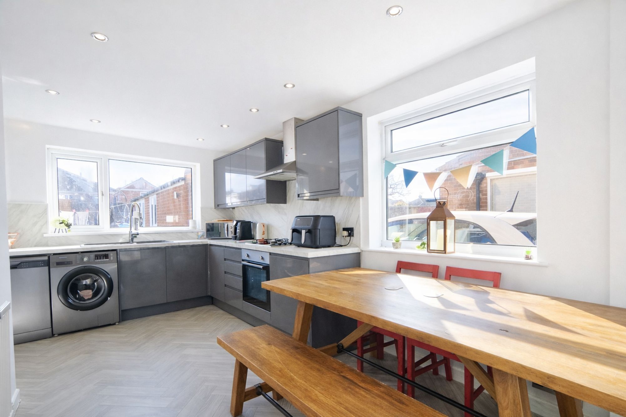 f9e919b7-79e8-4070-b0ce-b4ccbd35ab78