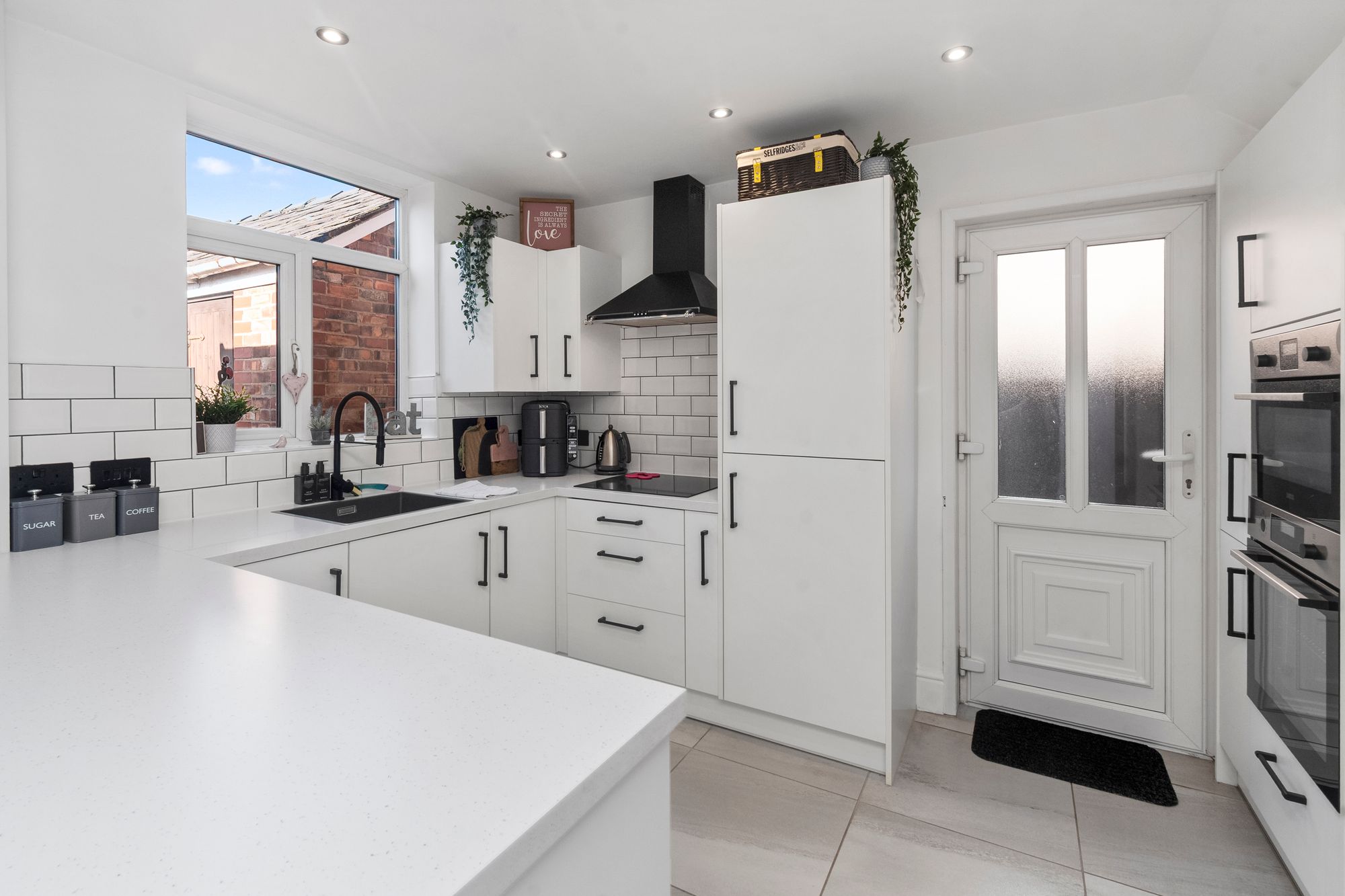 Nook Lane, Fearnhead, WA2