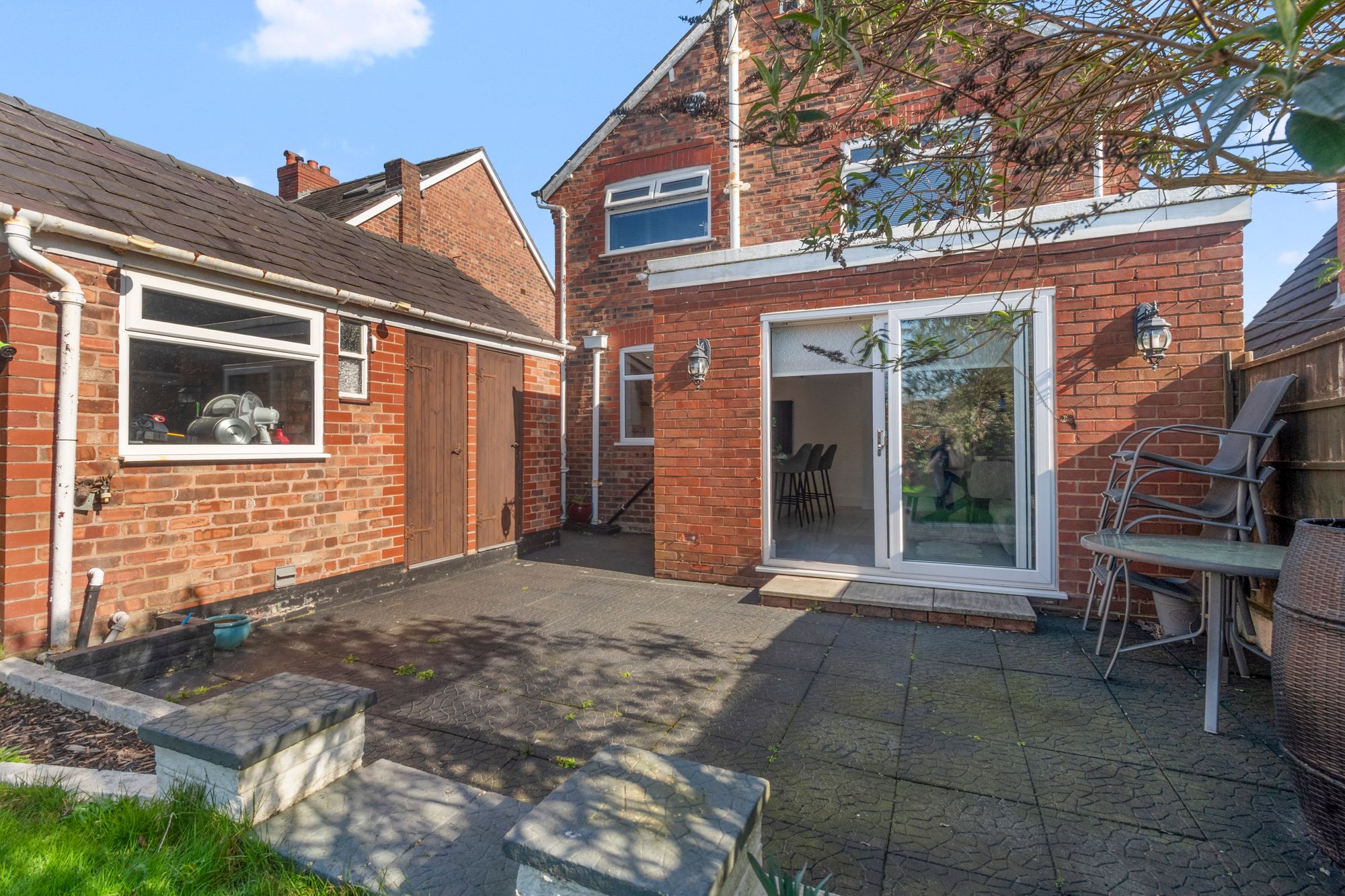 Nook Lane, Fearnhead, WA2