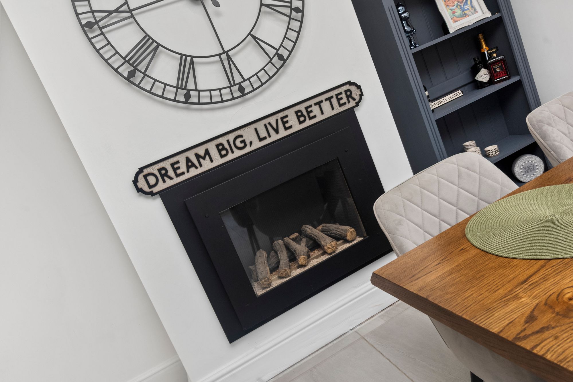 Nook Lane, Fearnhead, WA2