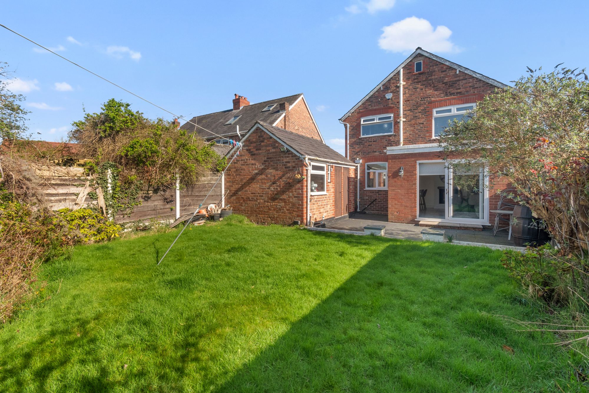 Nook Lane, Fearnhead, WA2