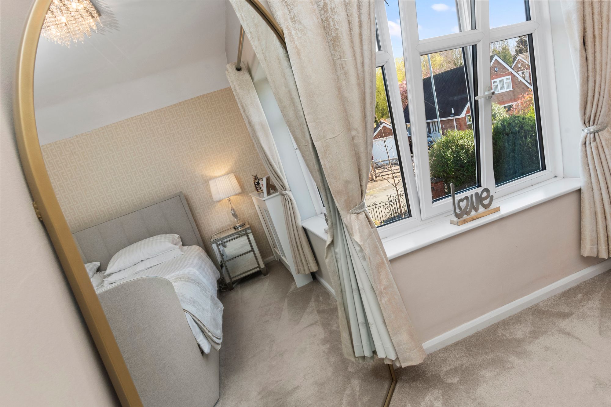 Nook Lane, Fearnhead, WA2