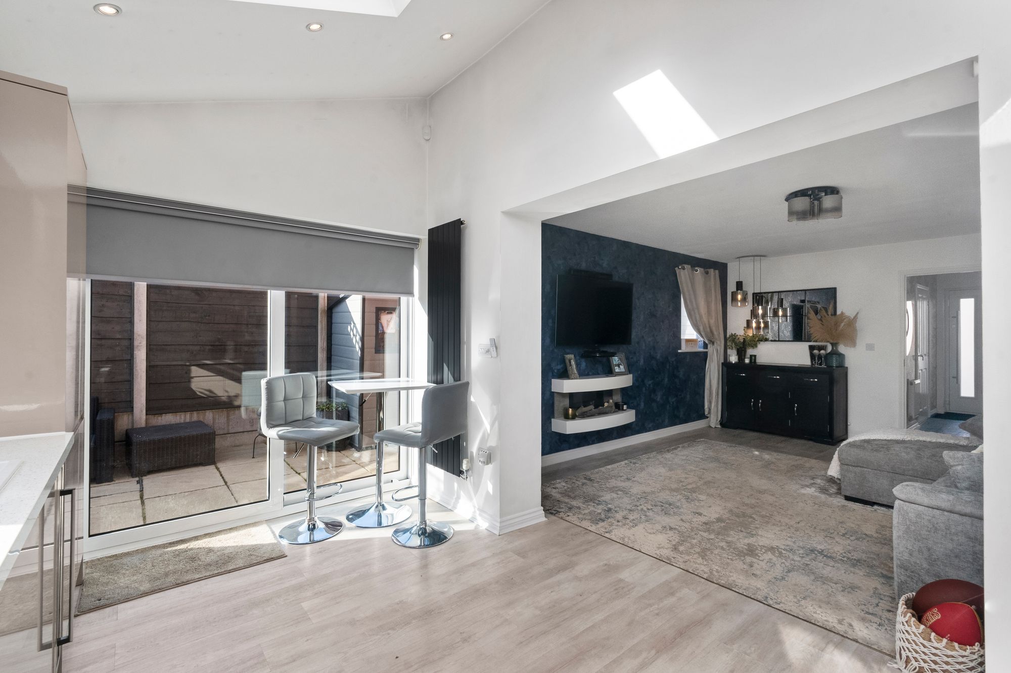 Newlove Avenue, St. Helens, WA10