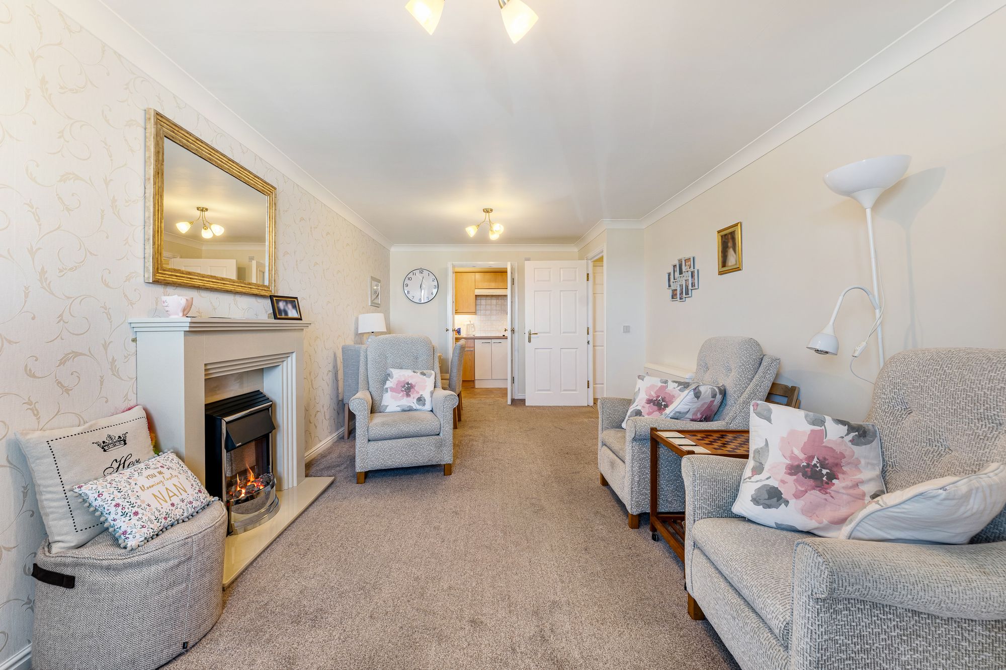 Apartment 44, Widnes