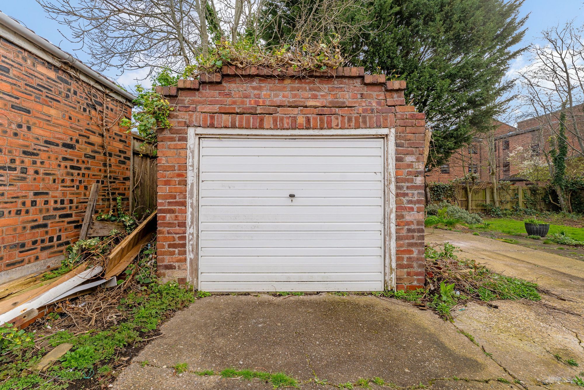 Montgomery Road, Widnes, WA8