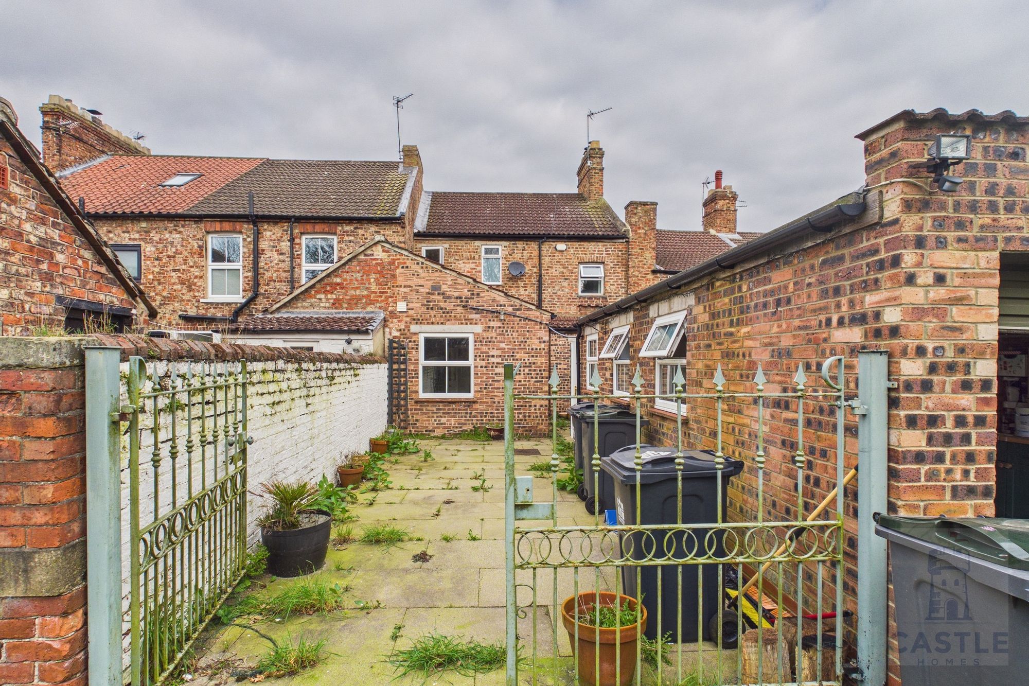 34 Hurworth Road, Hurworth Place