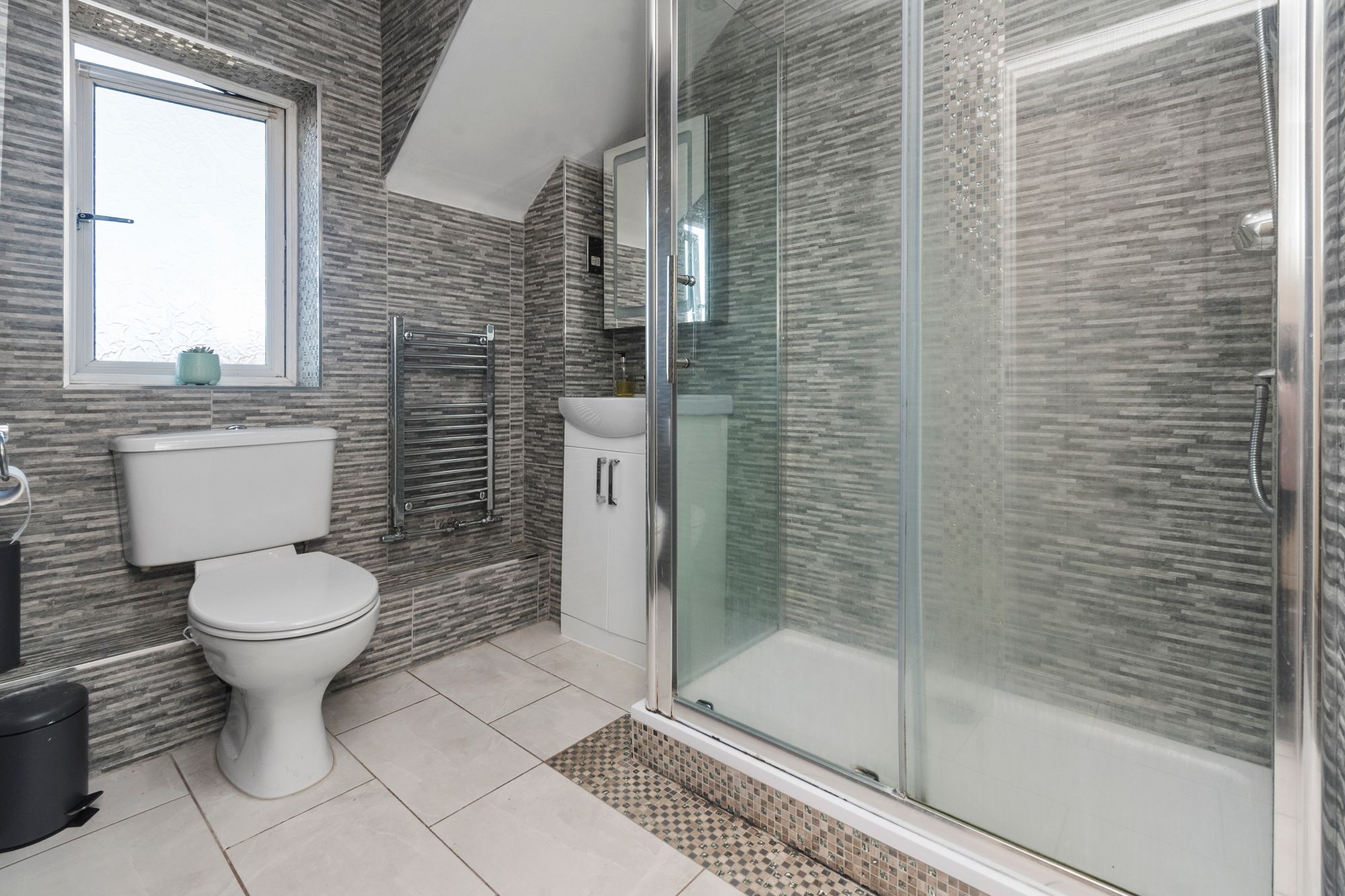 Daffodil Gardens, St. Helens