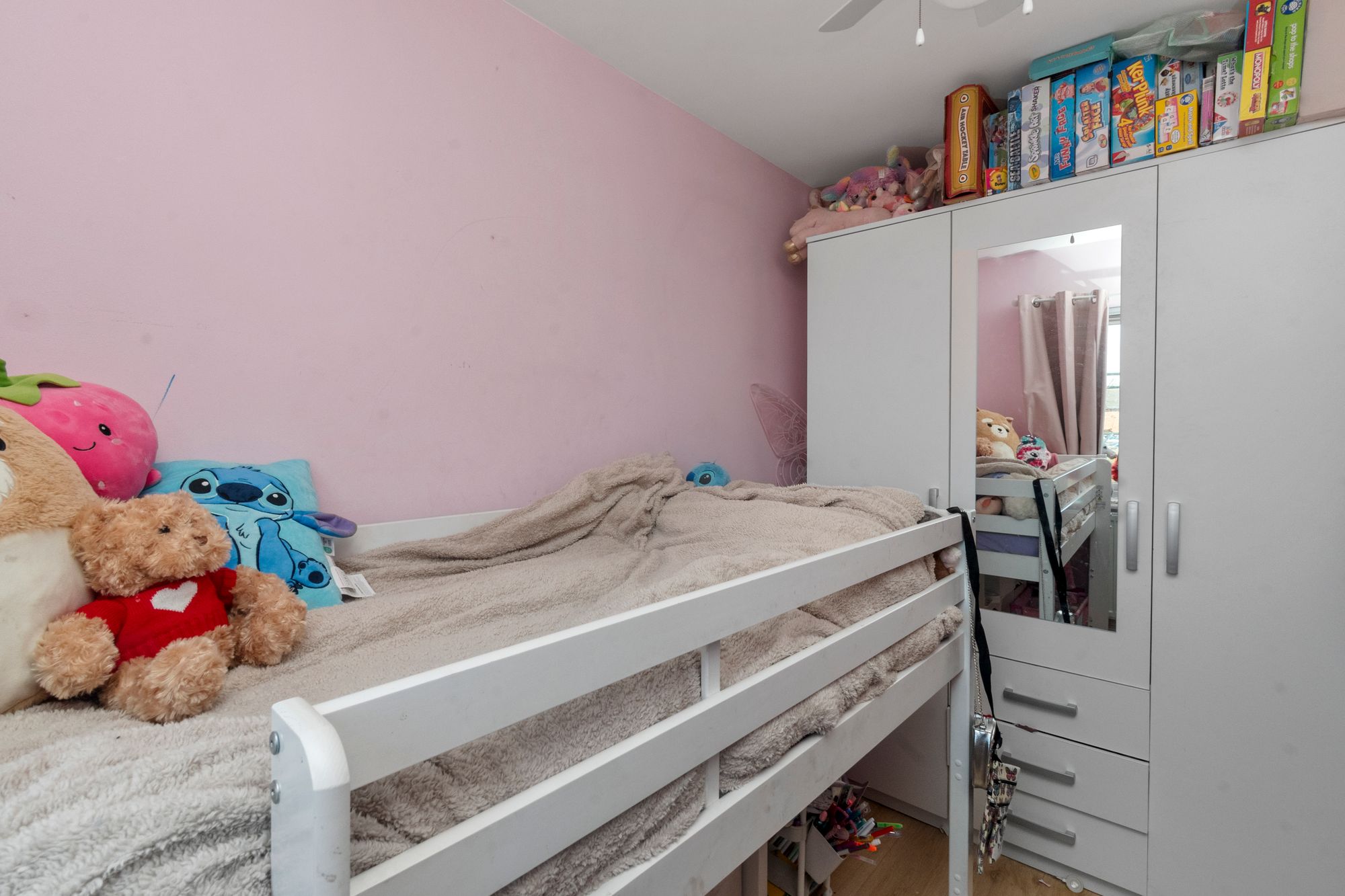 Daffodil Gardens, St. Helens