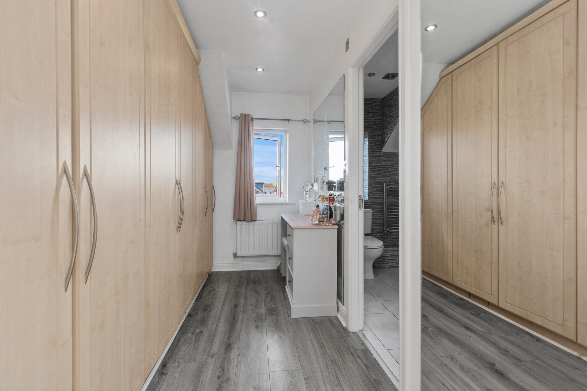 Daffodil Gardens, St. Helens