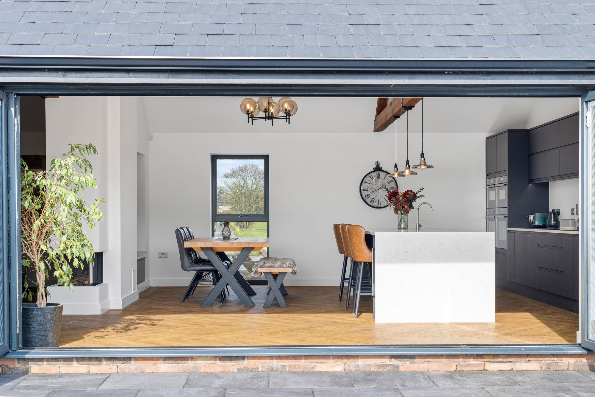 Dam Lane, Rixton, WA3