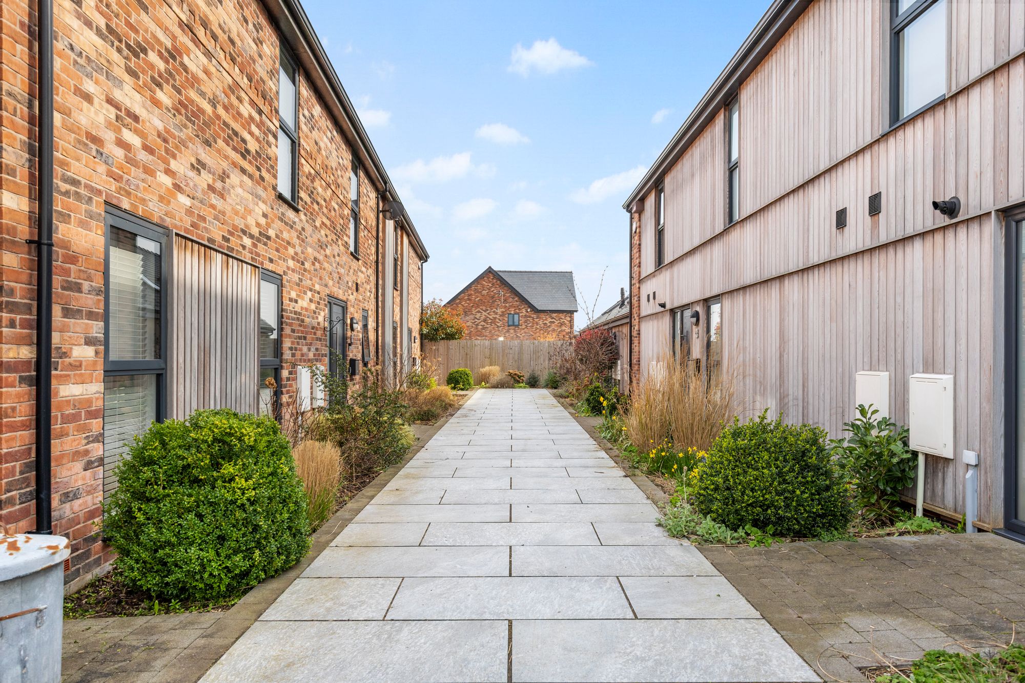 Dam Lane, Rixton, WA3