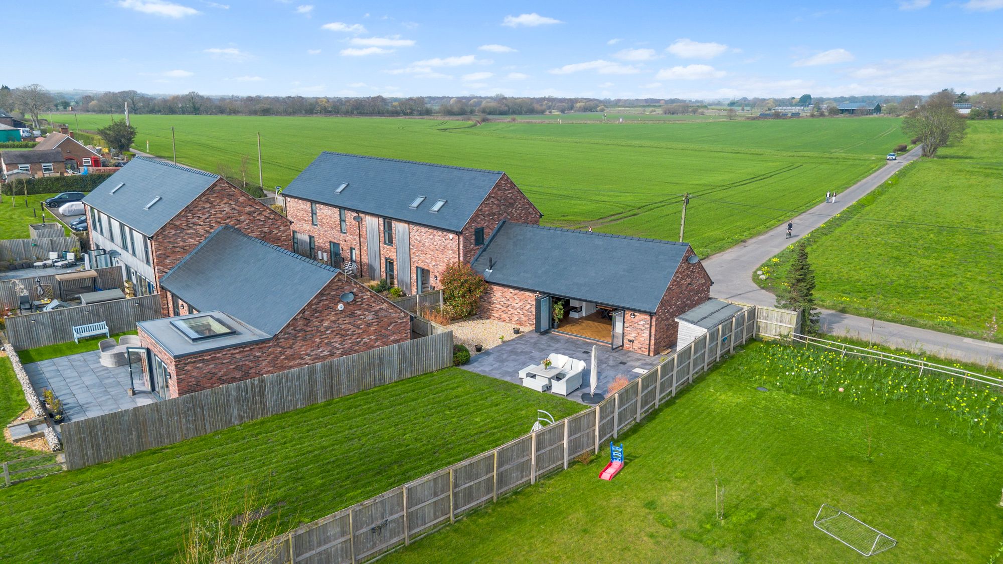 Dam Lane, Rixton, WA3