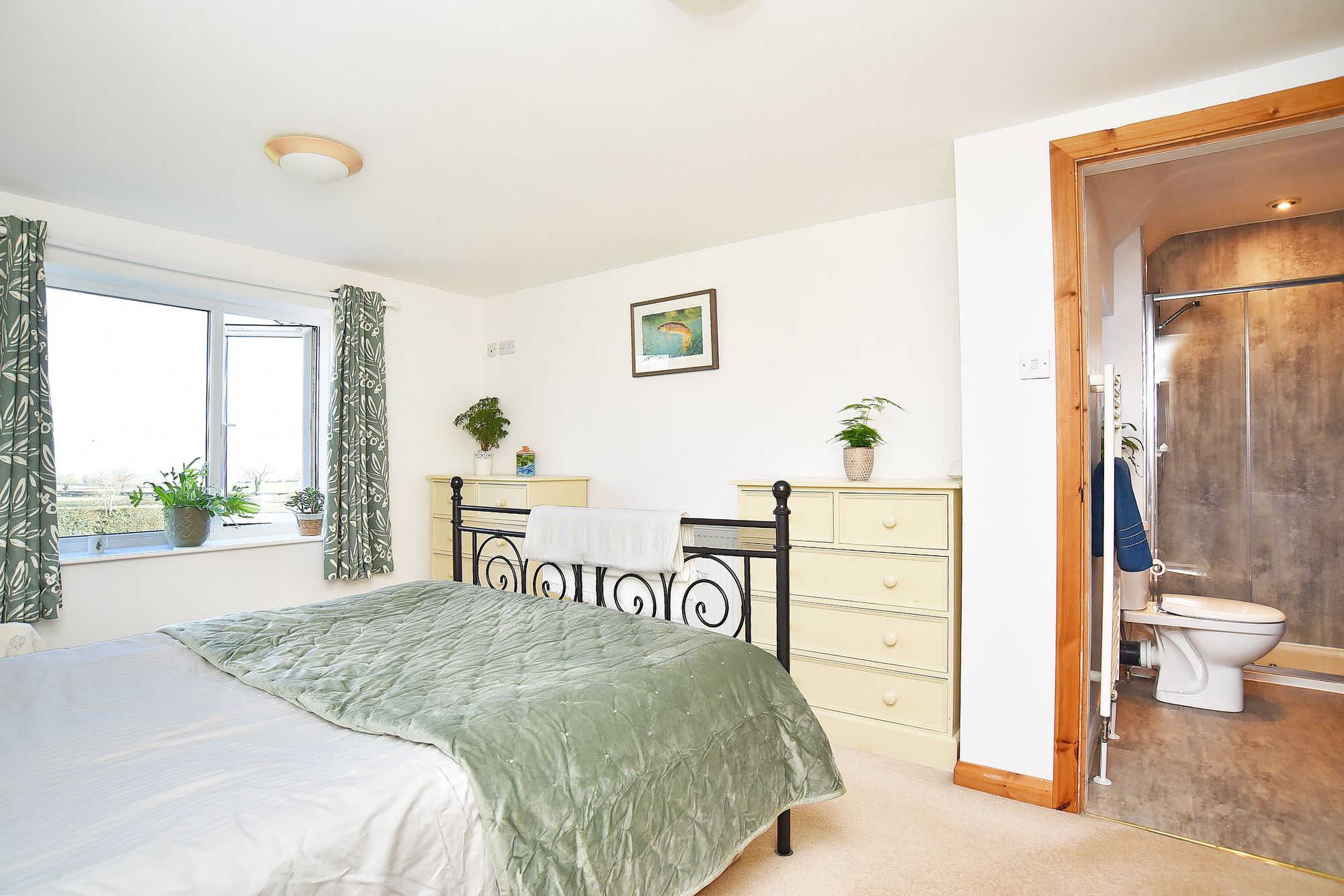 Sunnyside Gardens, Burton Leonard, HG3